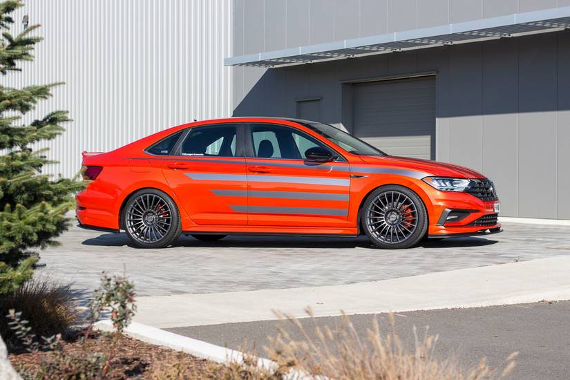 Jetta A3 Con Rines R Line 2019 Volkswagen Jetta R-Line by H&R Special Springs