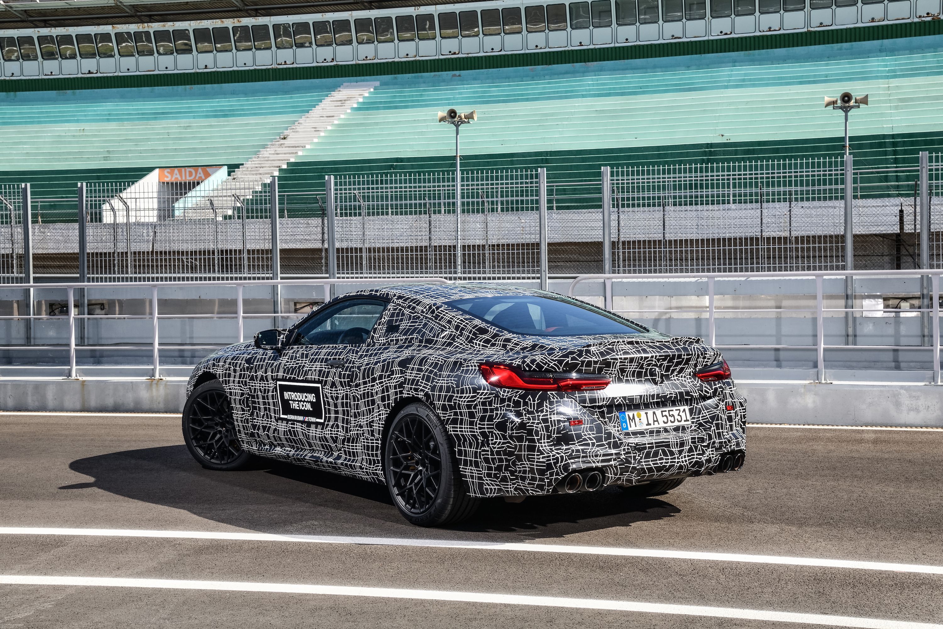 2019 BMW M8