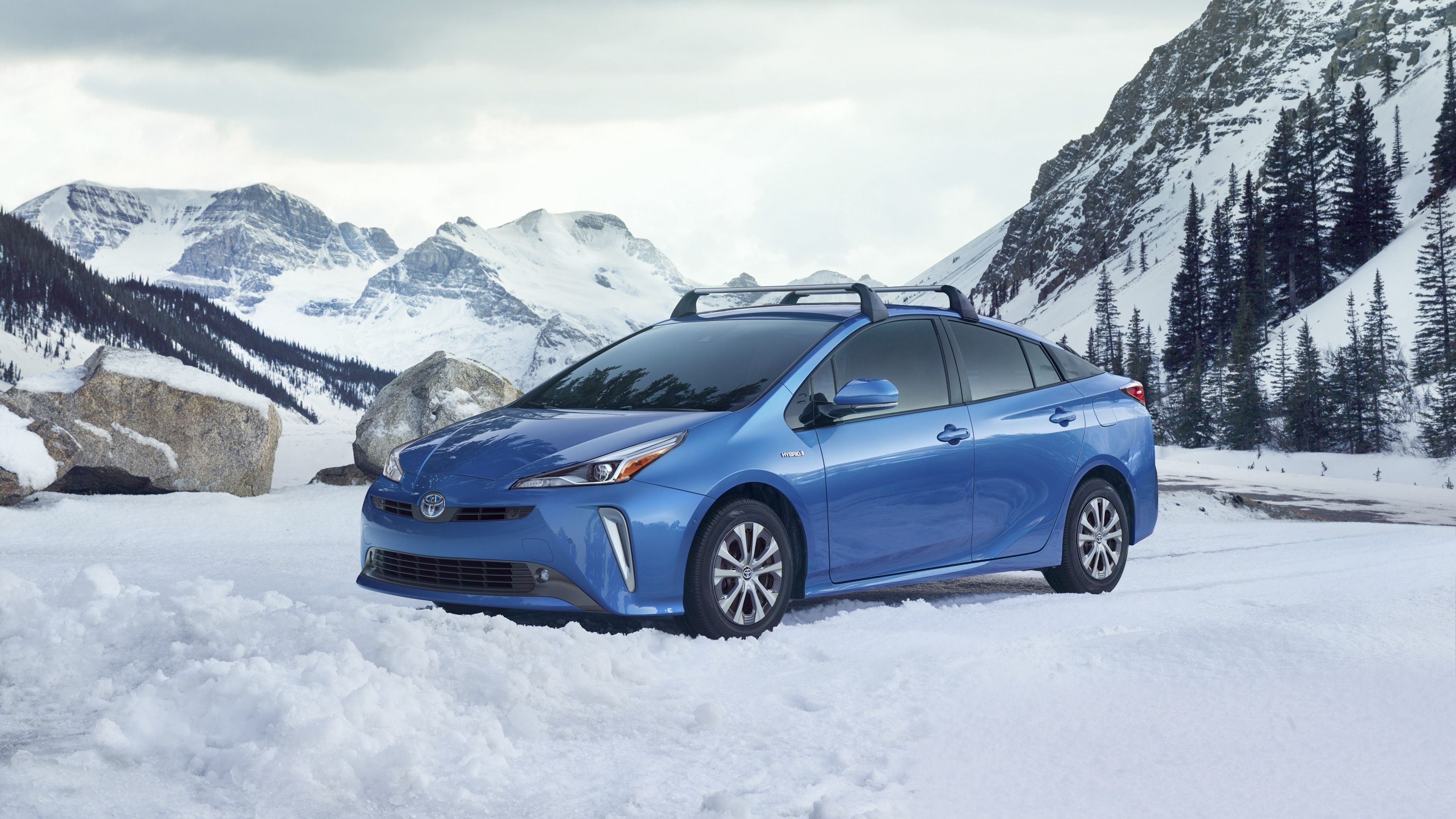 Toyota Finally Offers the Prius with AWD in the U.S. 