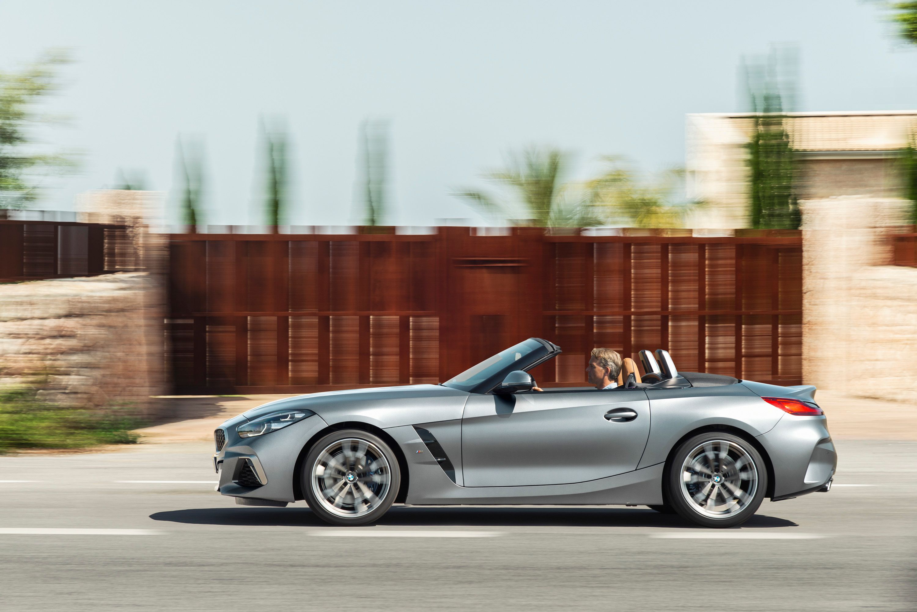 2020 If You’re Thinking of Leasing a 2020 Toyota Supra, You Might Want to Consider the 2020 BMW Z4 Instead