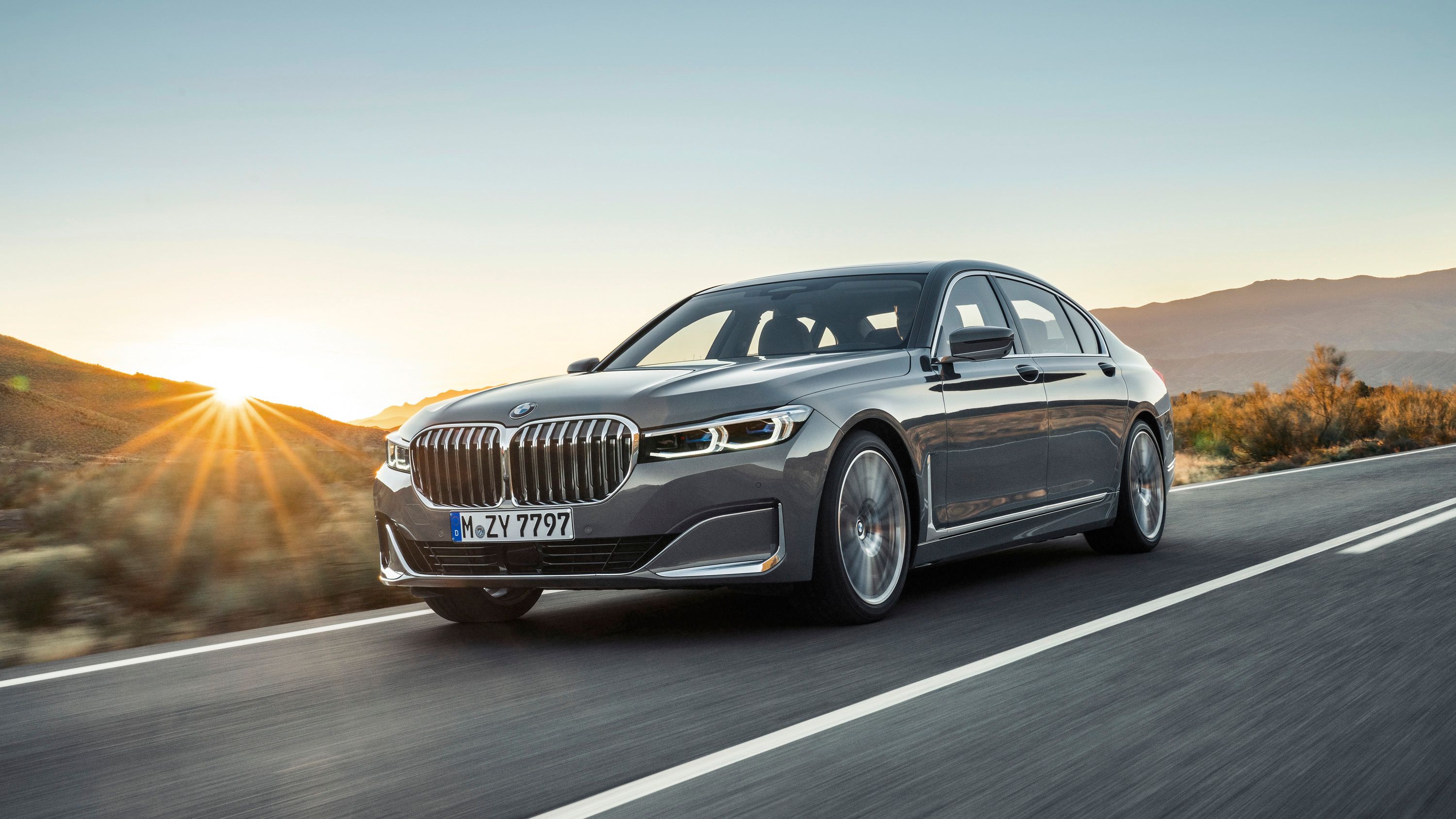 2019 There's More to the 2020 BMW 7 Series Than that Massive Grille