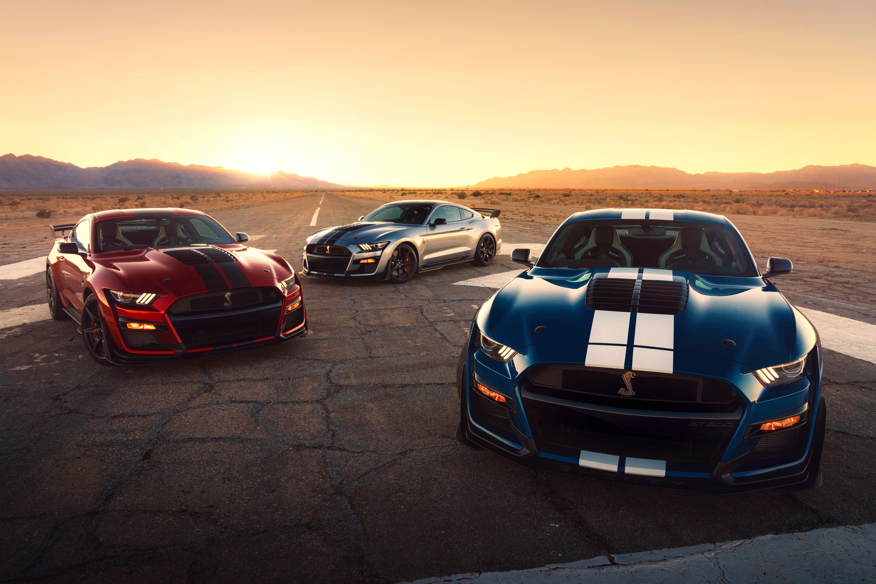 2022 10 Reasons Why No Automaker Can Beat the Ford Mustang Shelby GT500
