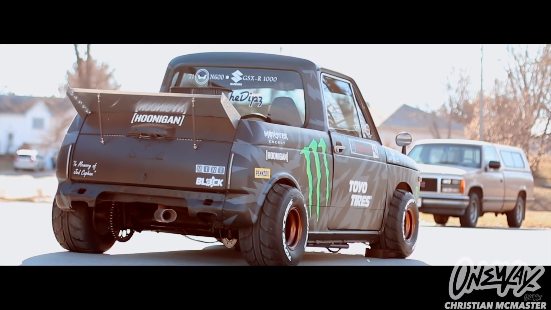 Check Out This Gixxer-Swapped Honda N600 Hoonitruck Tribute: Video