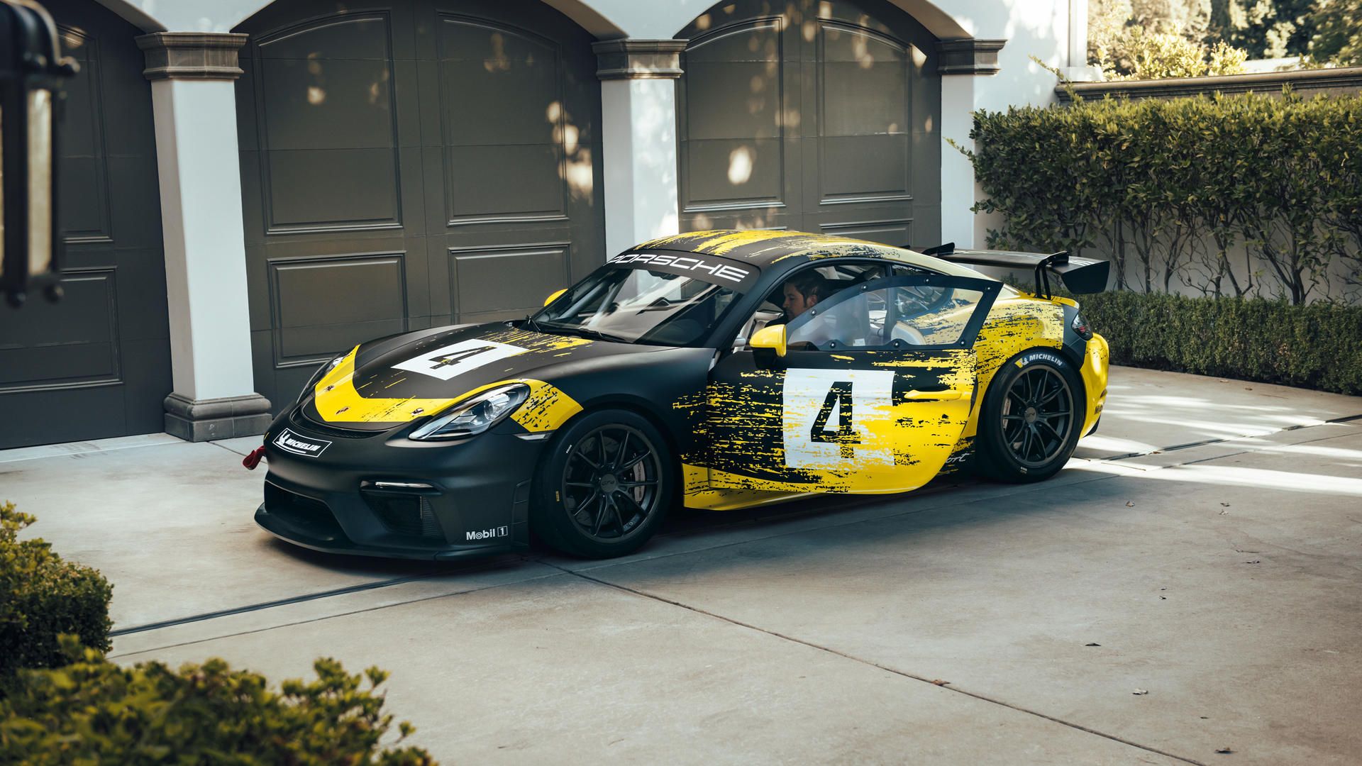 2019 11 Little-Known Facts About the 2019 Porsche 718 Cayman GT4 Clubsport