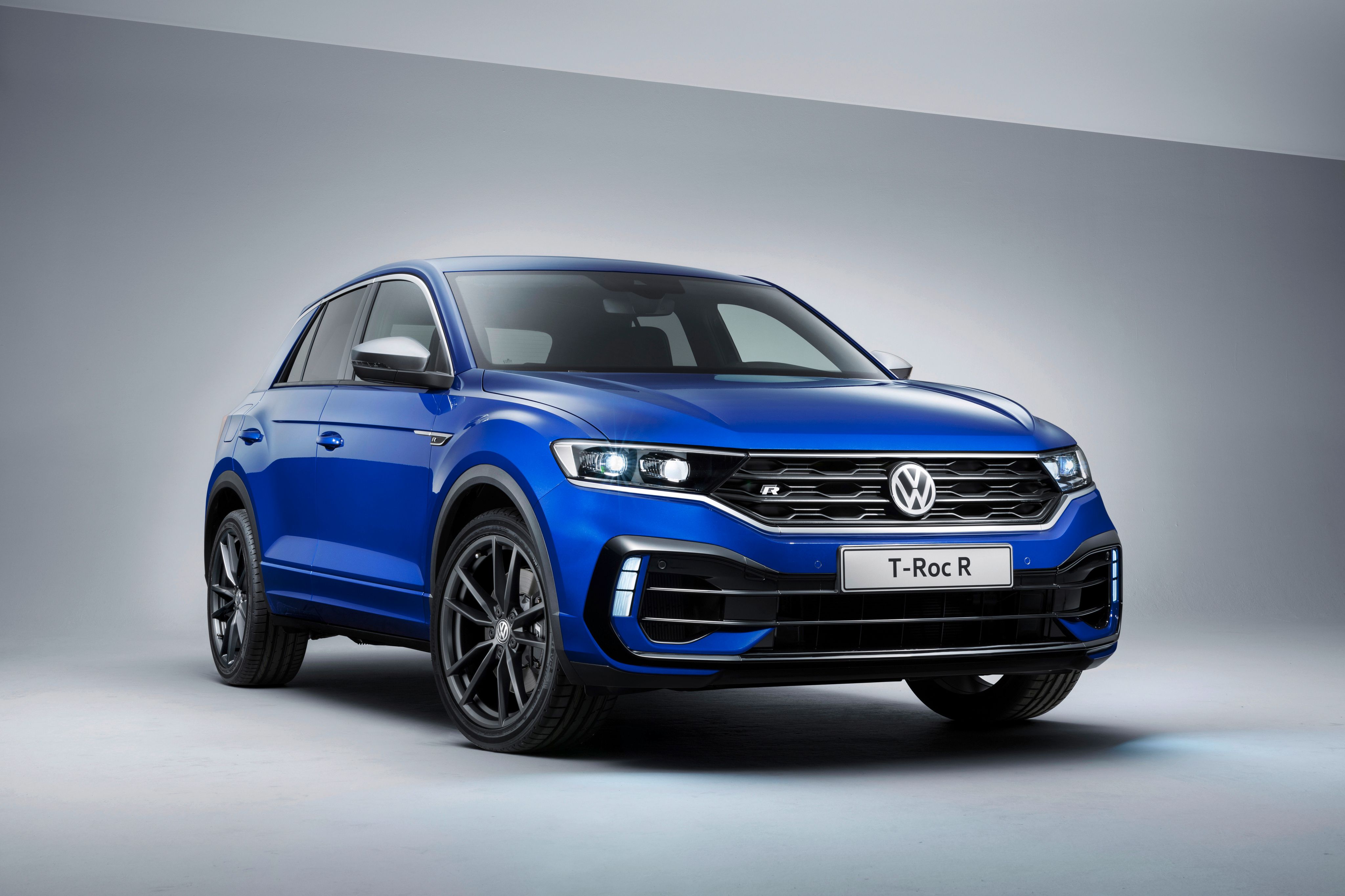 2019 Volkswagen T-Roc R Production Concept