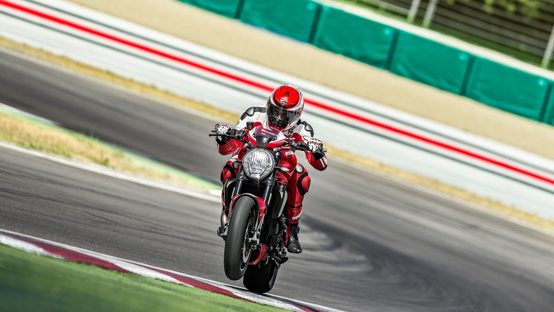 2017 - 2019 Ducati Monster 1200 R