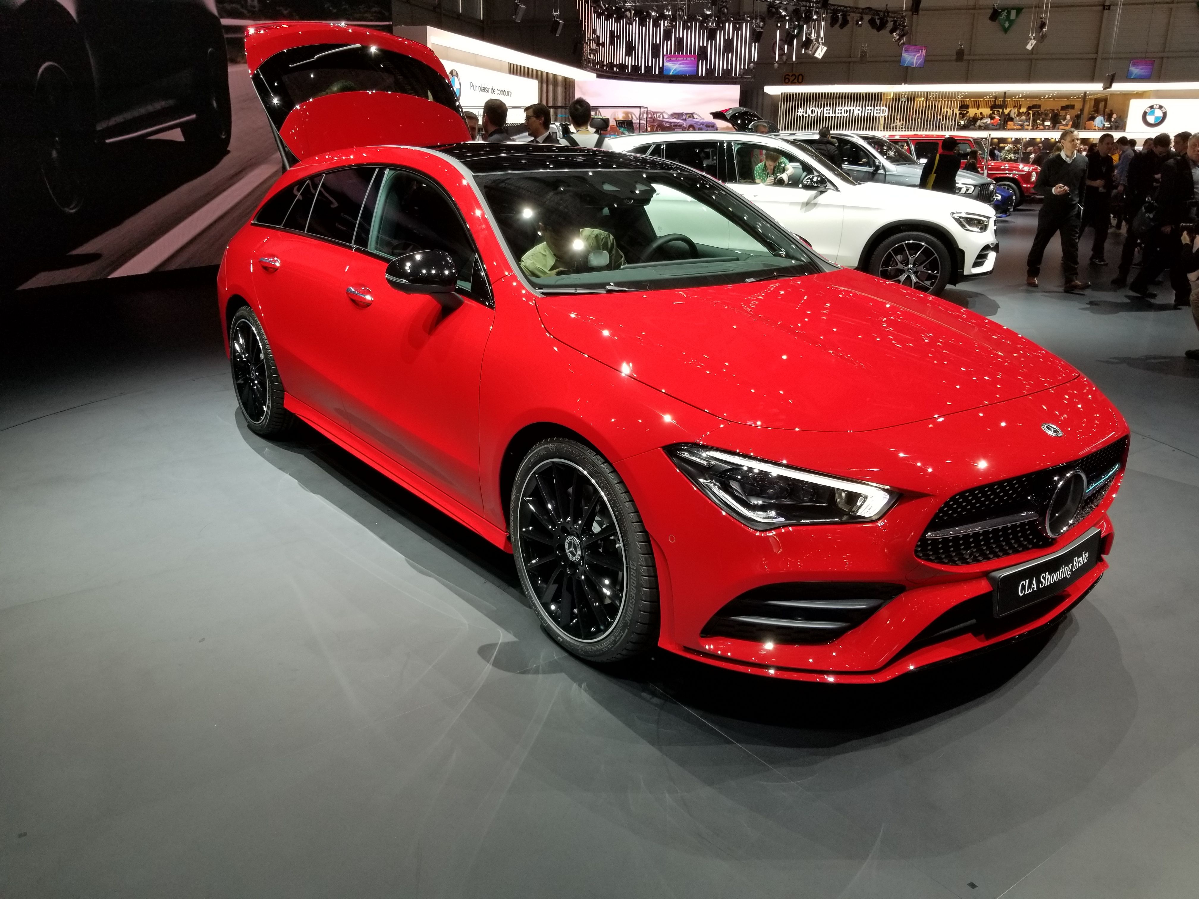2018 2020 Mercedes-Benz CLA Shooting Brake mixes style and space in Geneva
