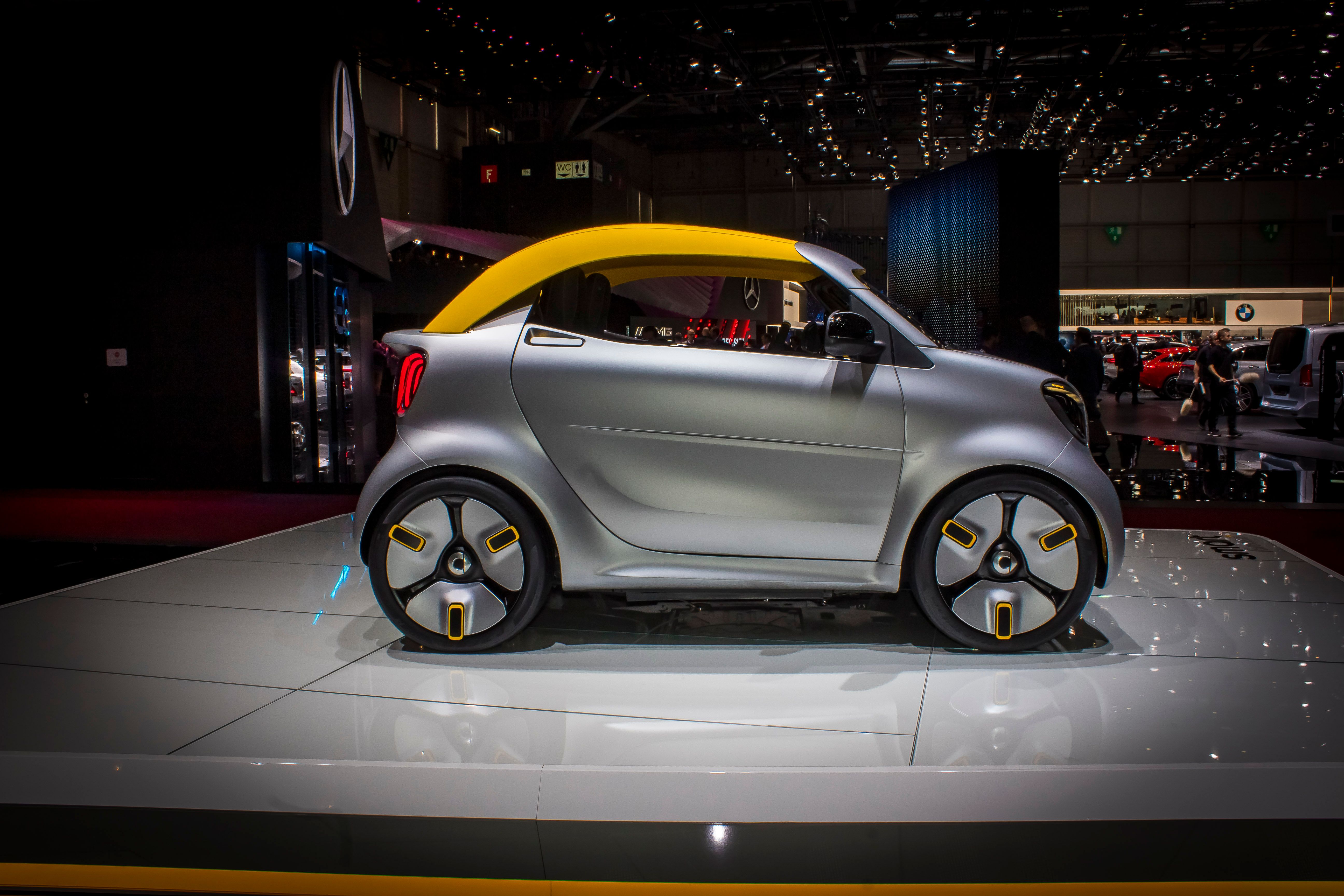 2019 Smart ForEase+ Concept