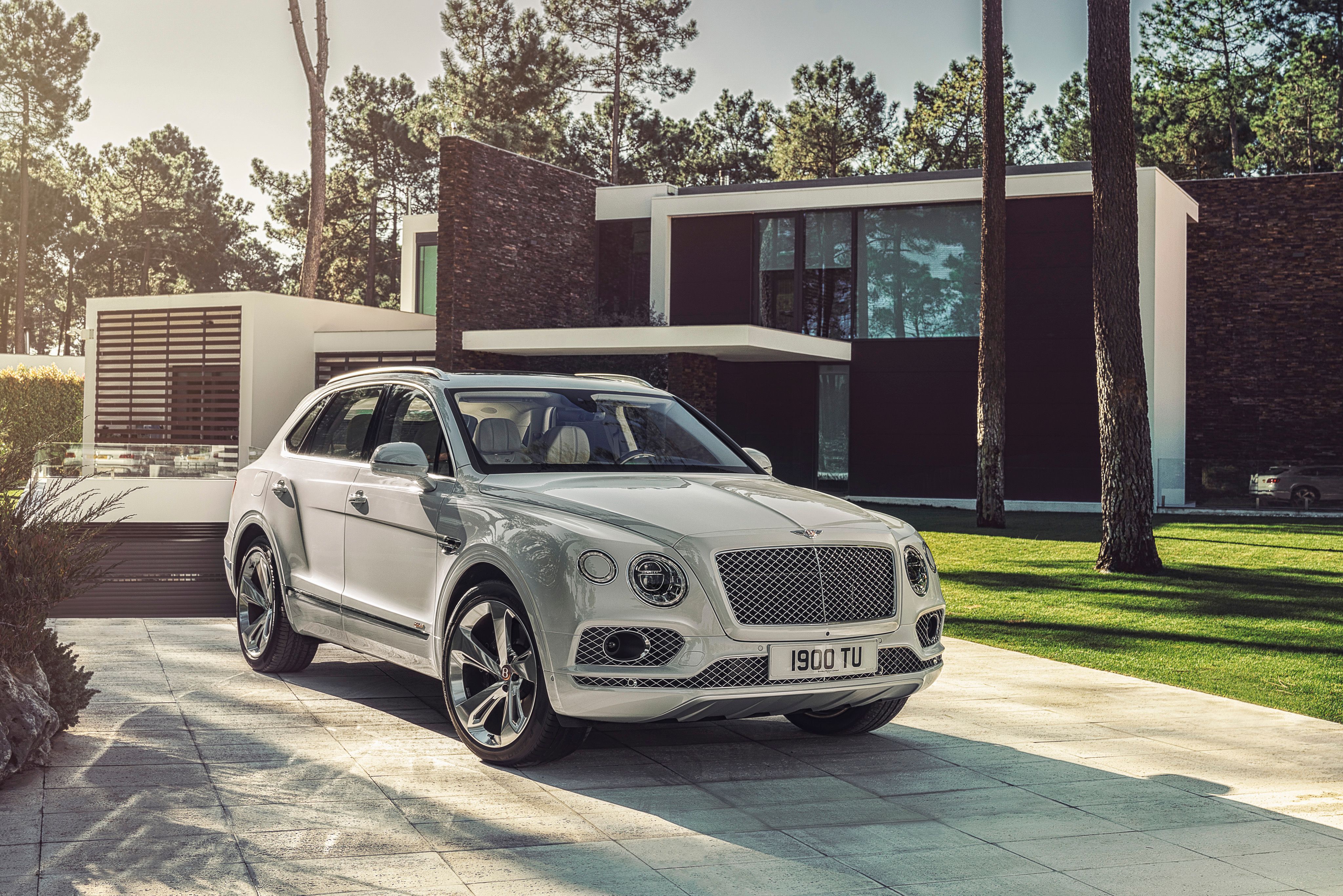 2019 Bentley Bentayga Hybrid