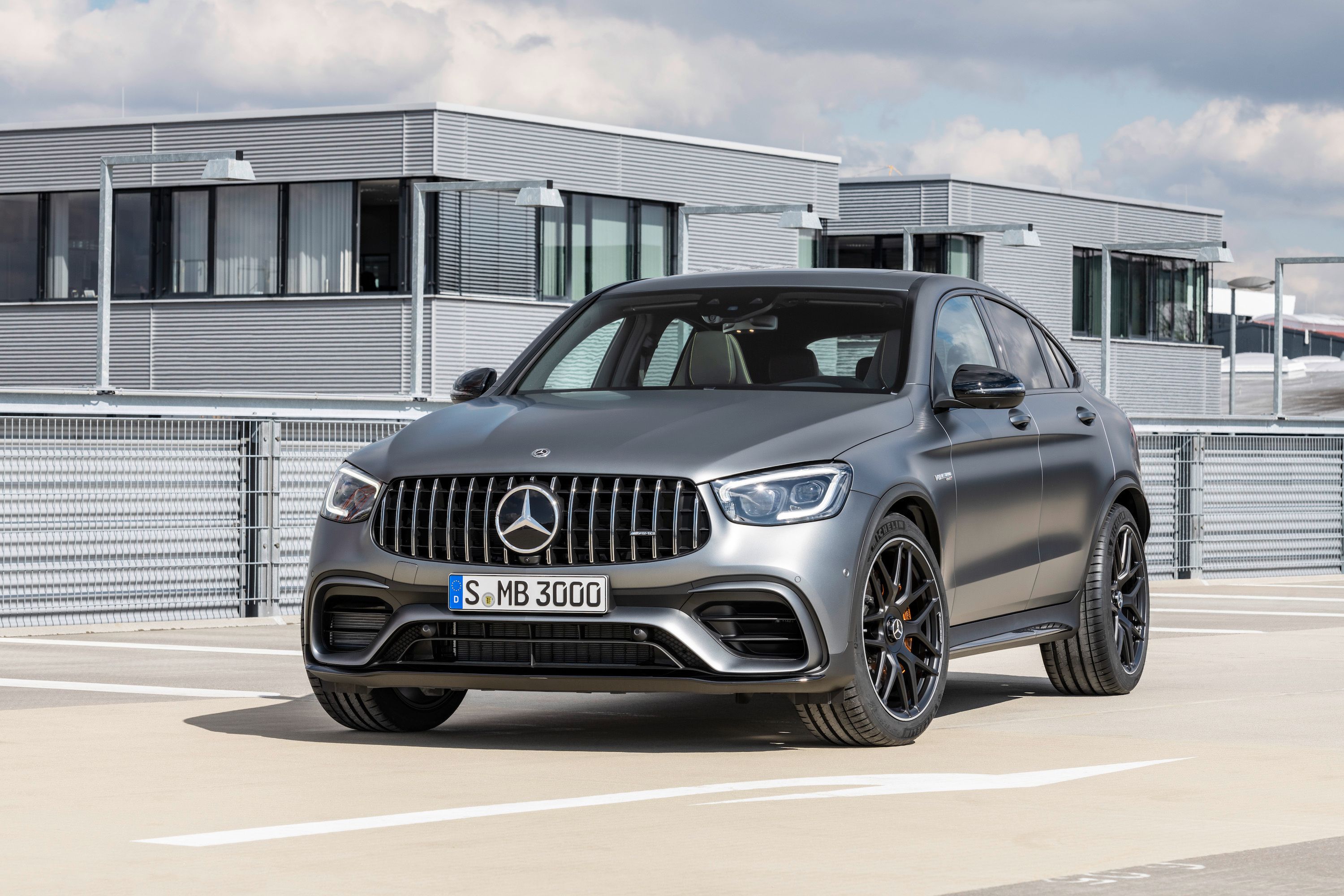 2019 2020 Mercedes-AMG GLC 63 Revealed with Tons of Go-Faster Tech