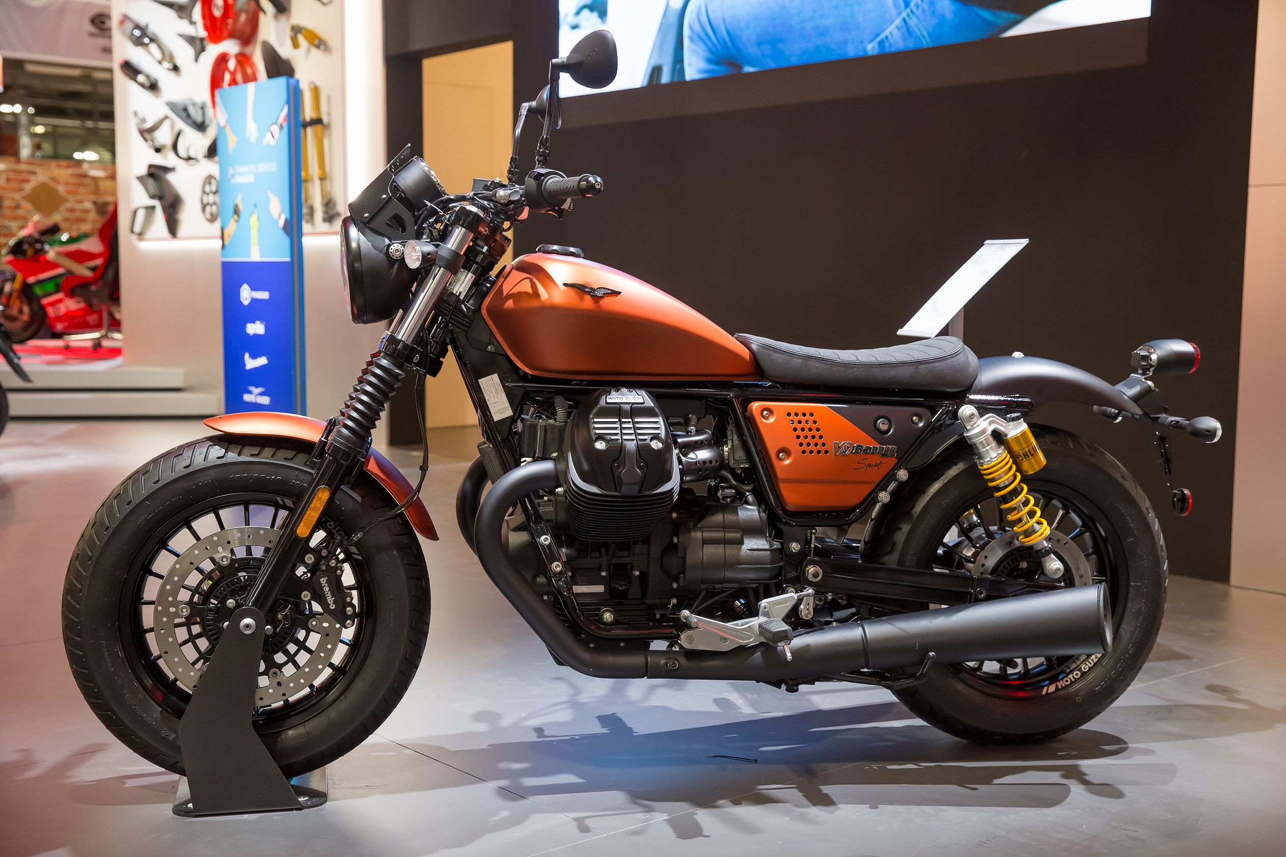 Moto guzzi outlet bobber sport