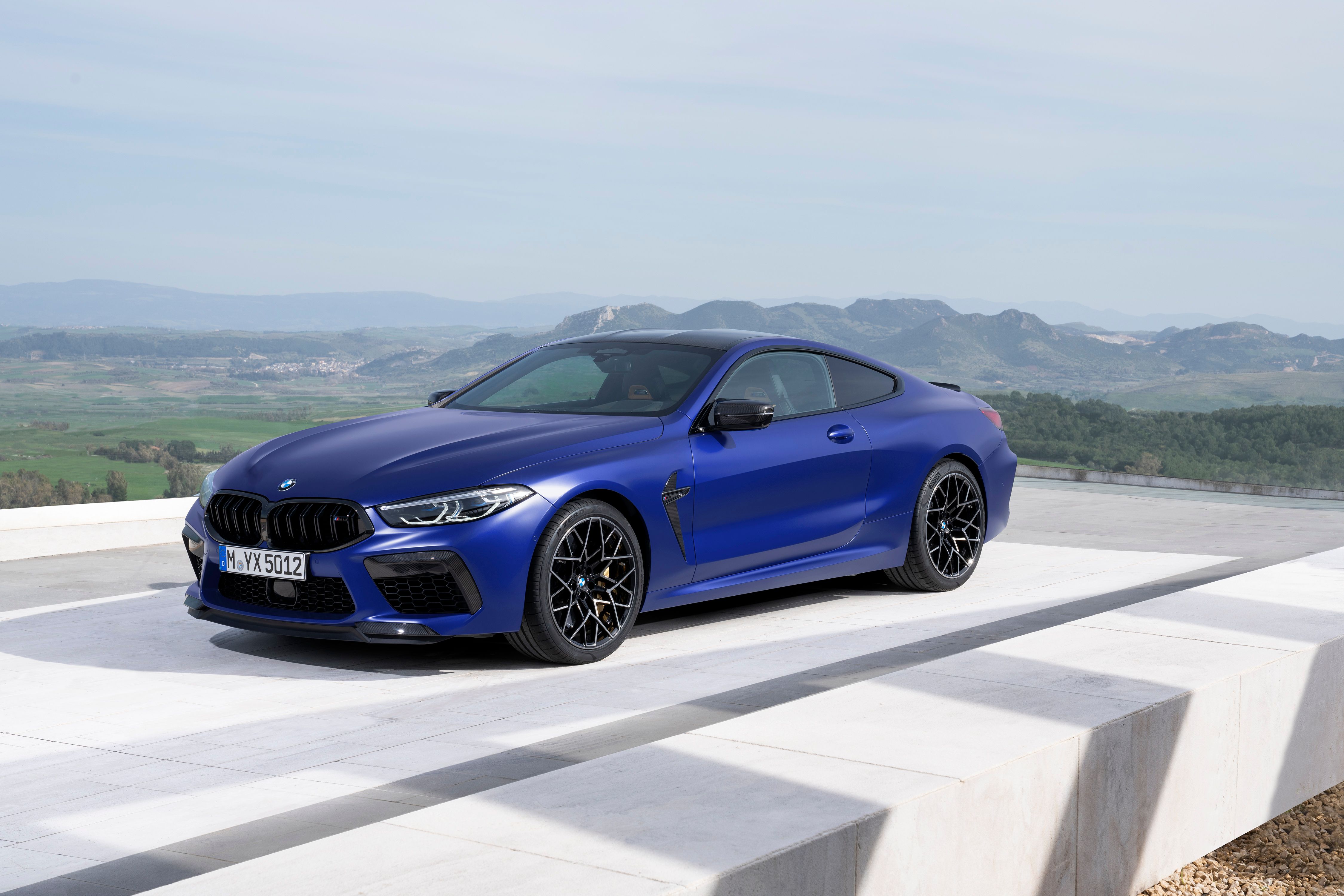 2019 BMW M8