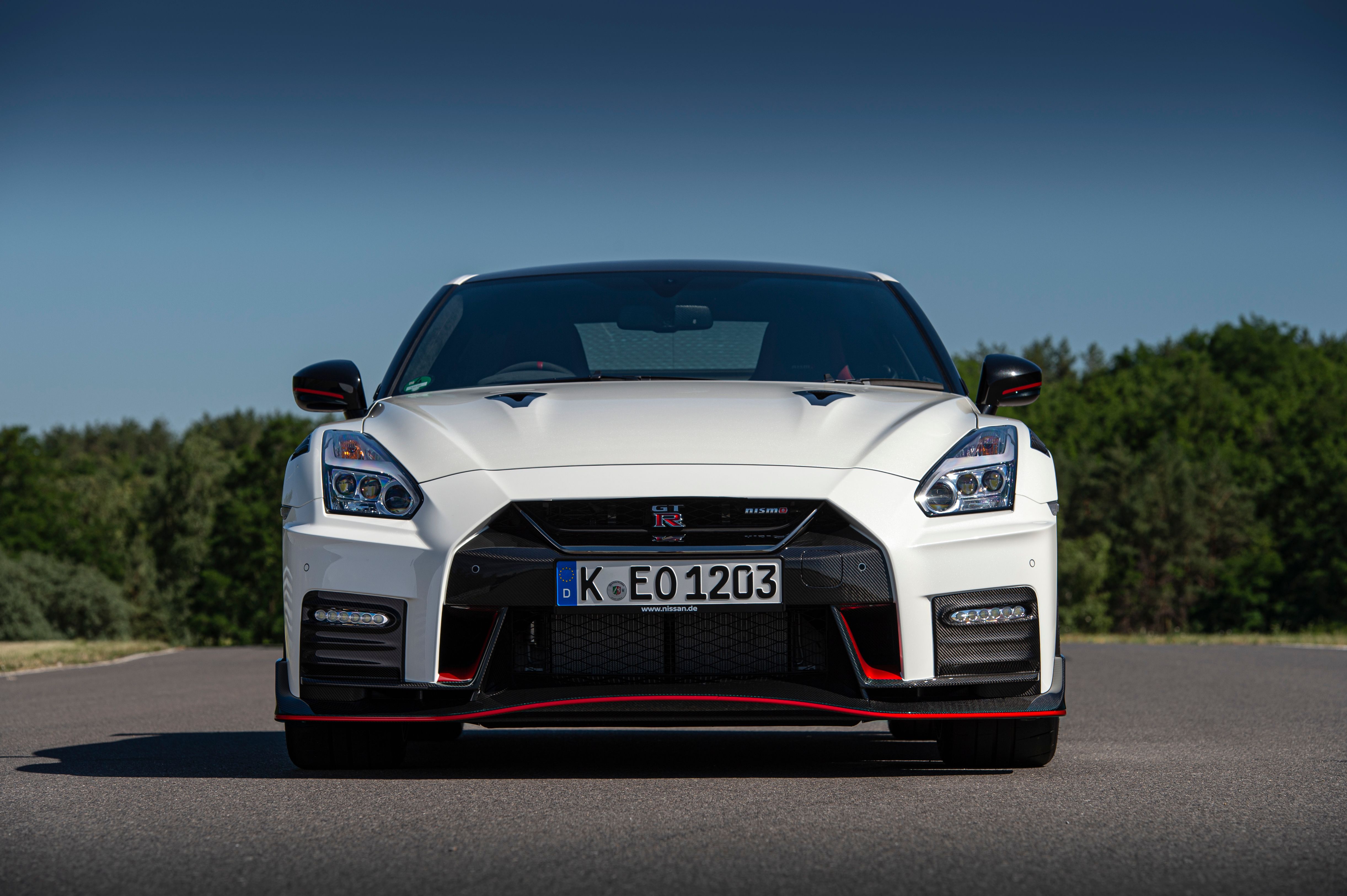 Nissan Jacks Up the Price of the GT-R NISMO to $210,000, But Is it