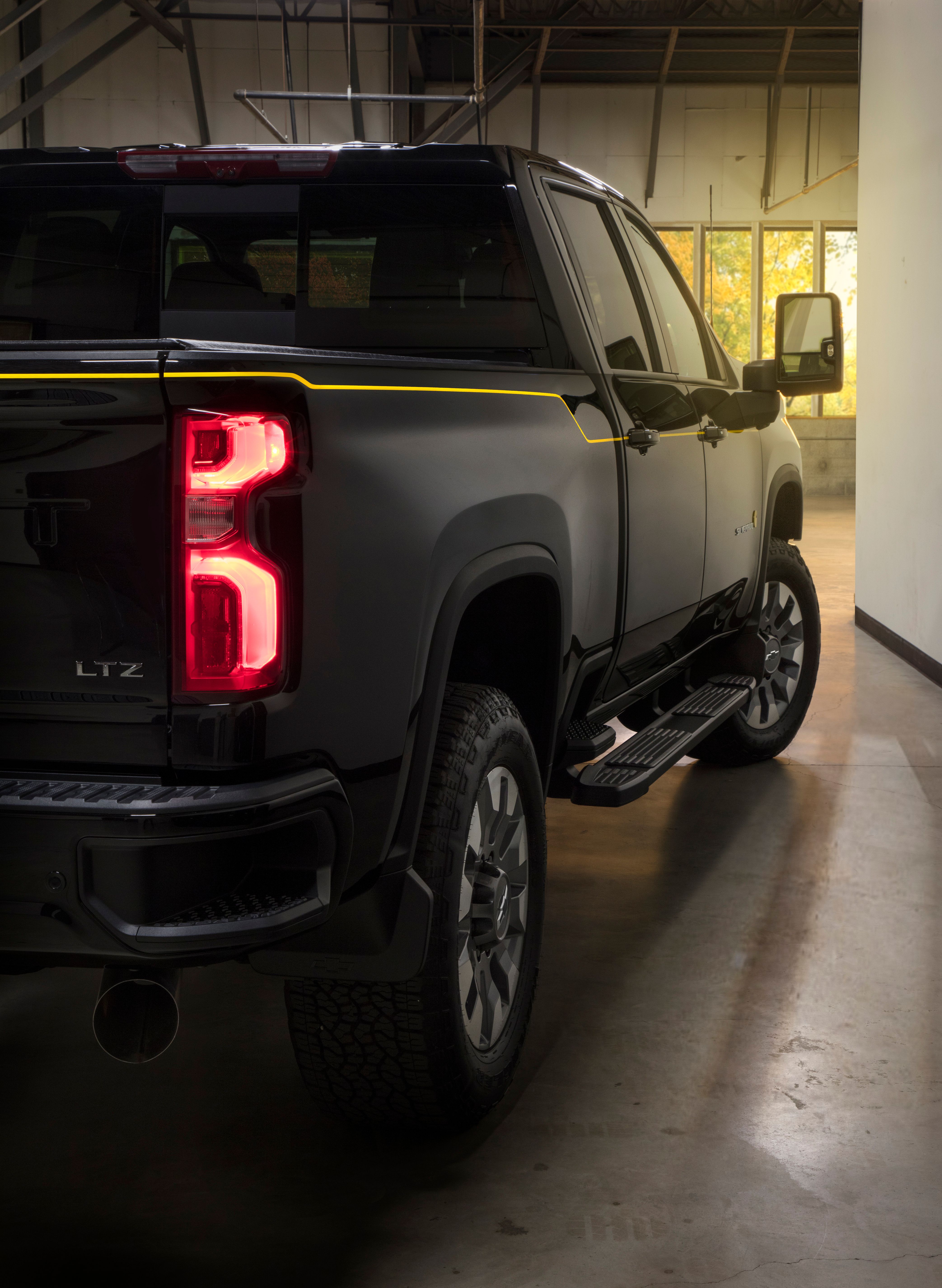 2021 Chevrolet Silverado HD Carhartt Special Edition