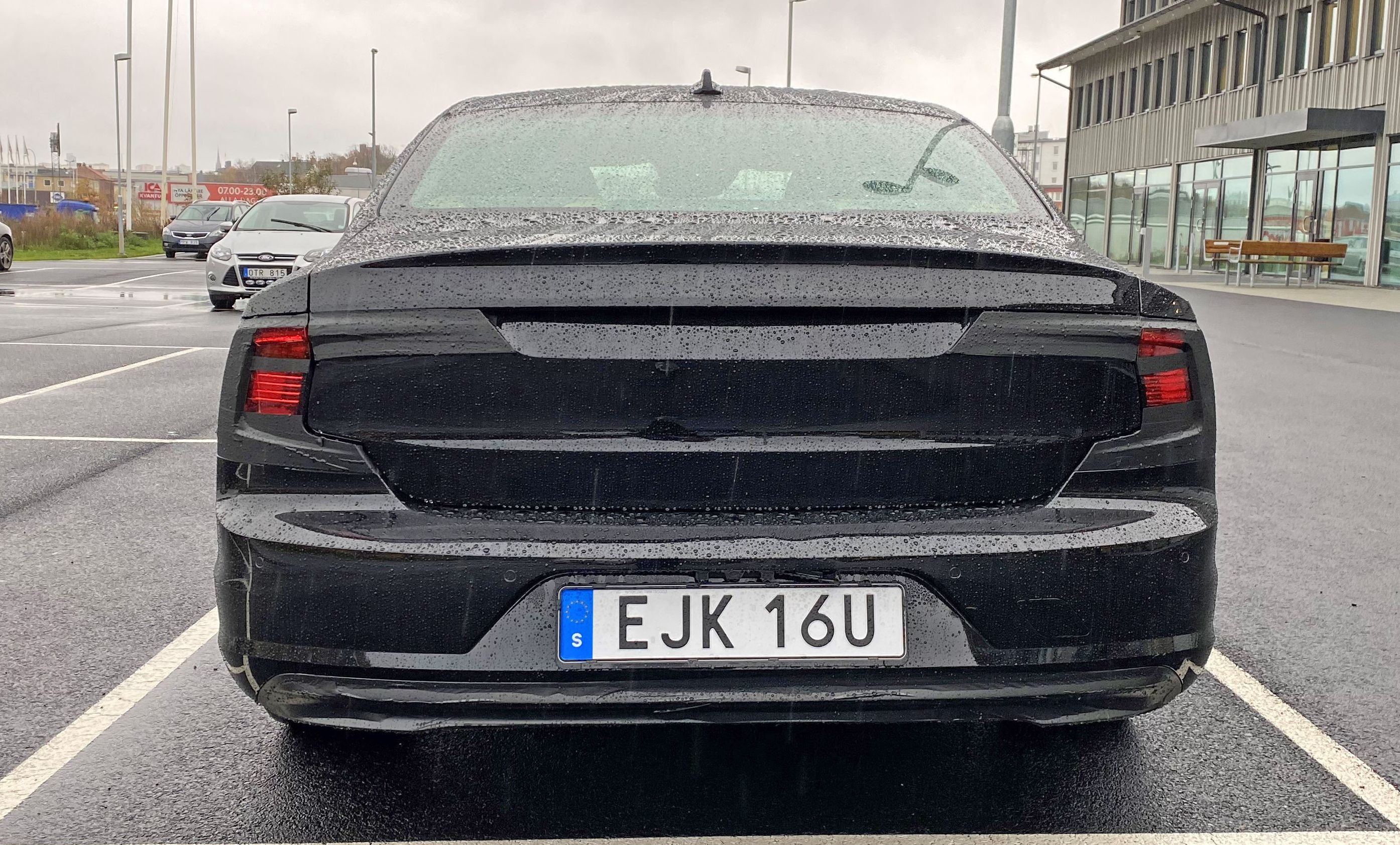 2021 Volvo S90