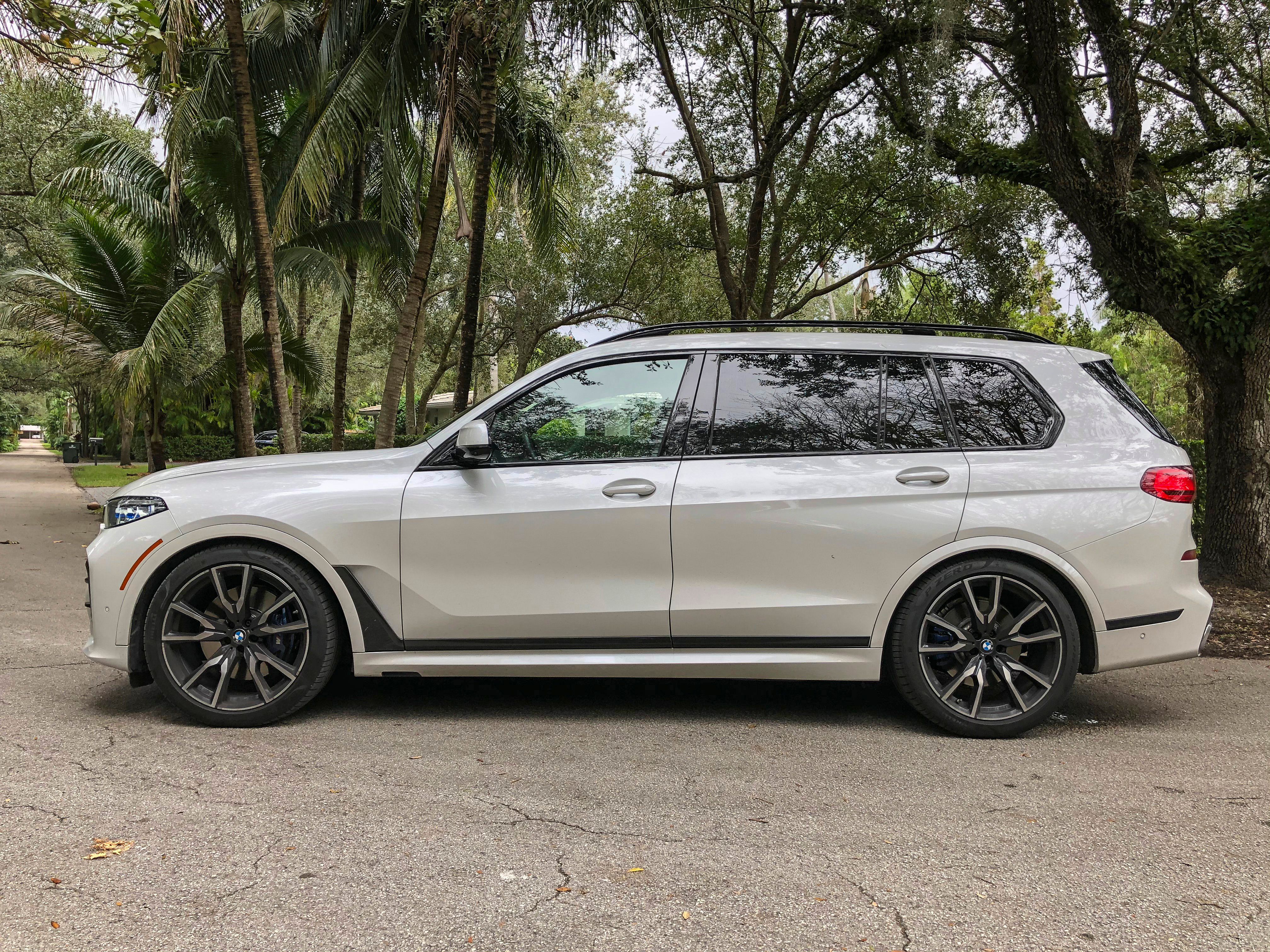 2020 BMW X7 - Driven