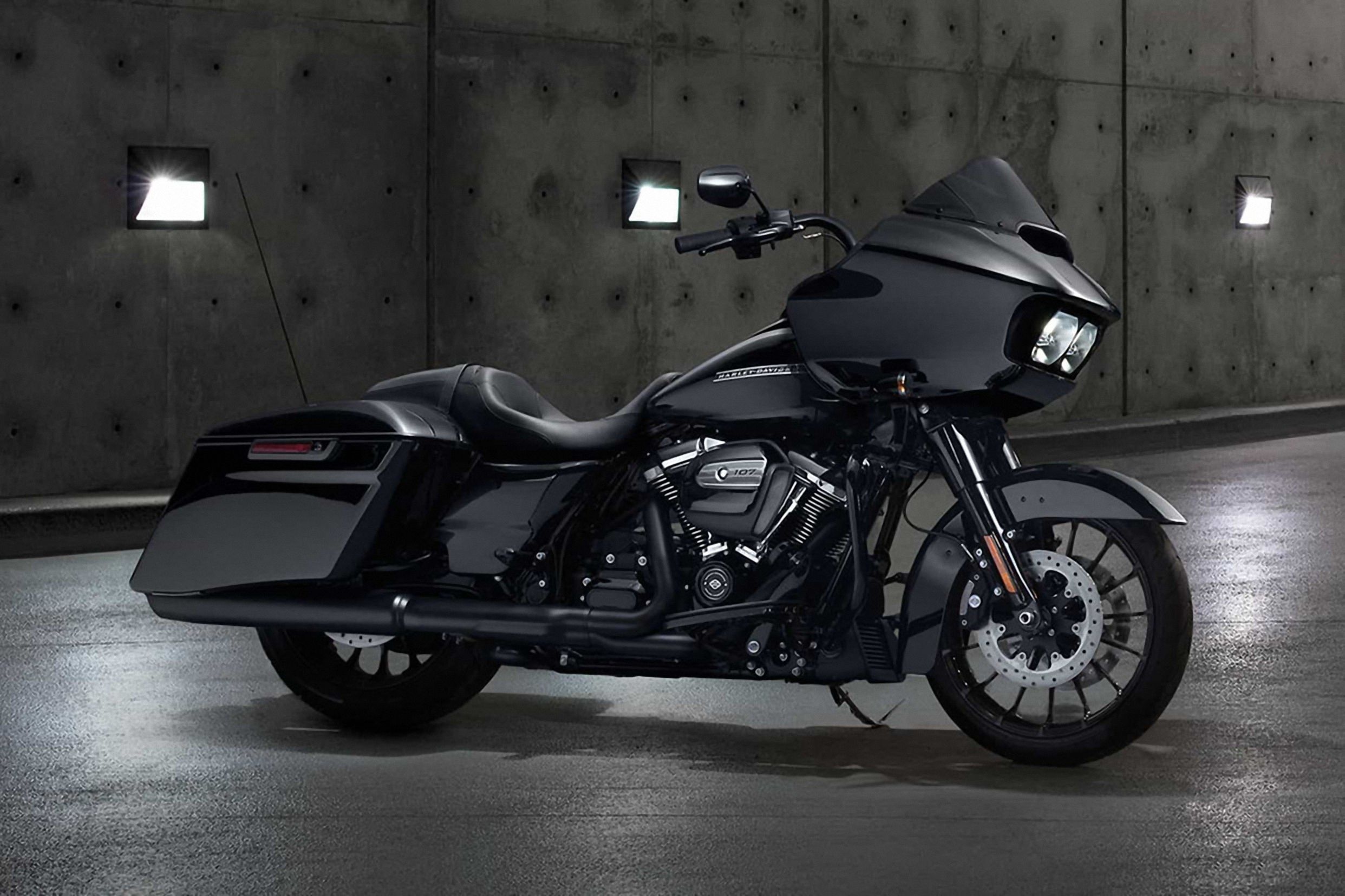 2018 - 2020 Harley-Davidson Road Glide Special