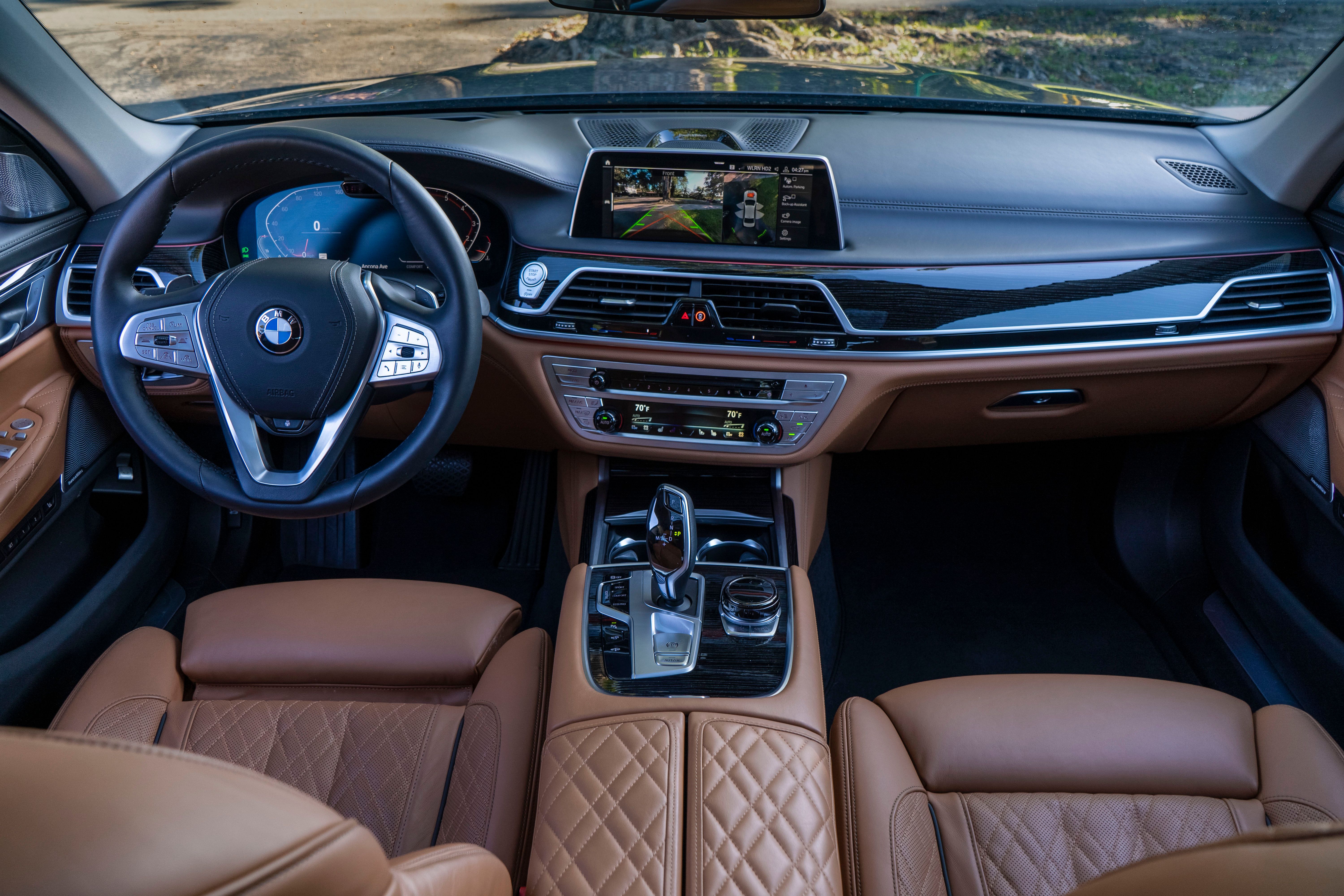 2020 BMW 750i - Driven