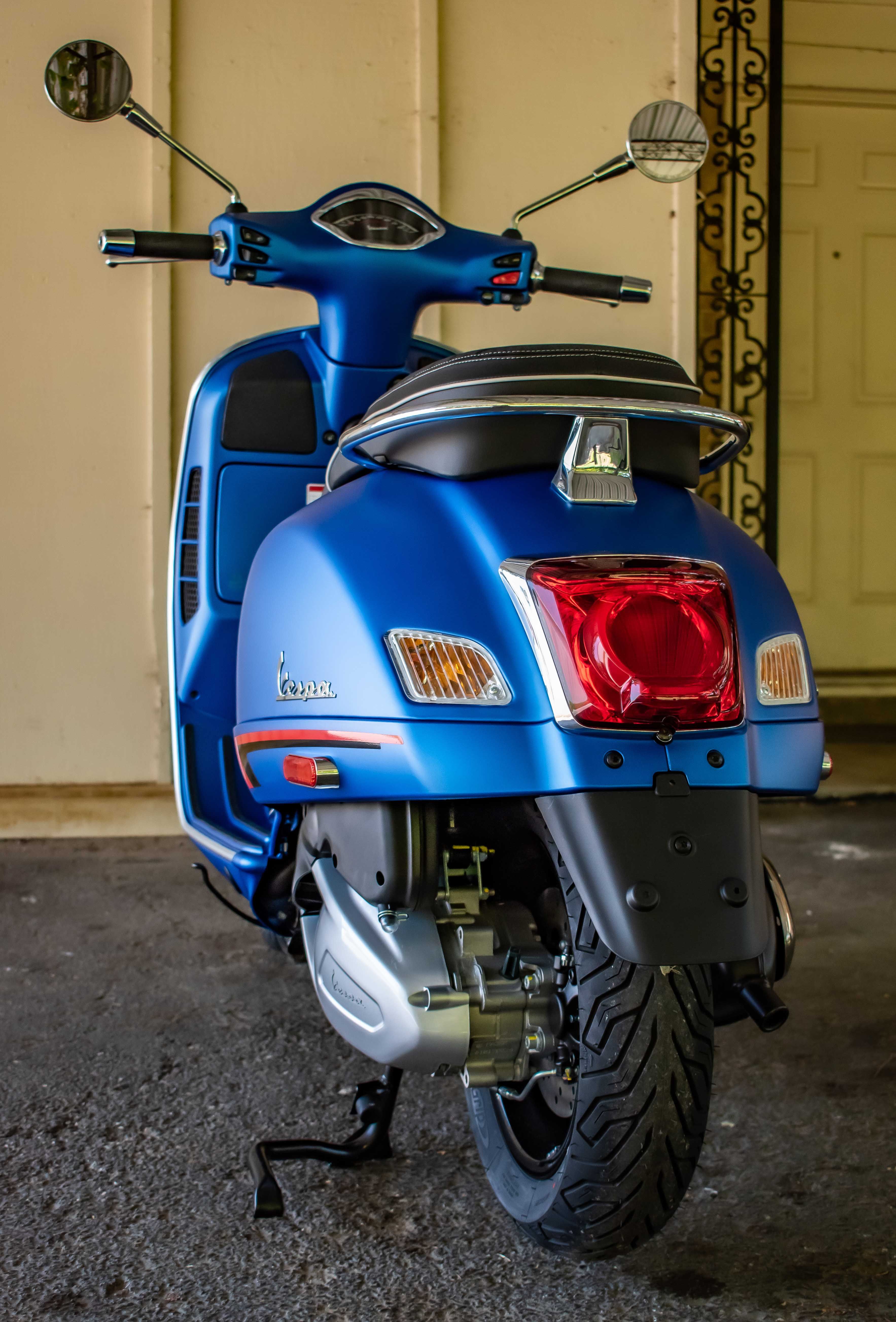 2020 Vespa GTS SuperSport 300 HPE