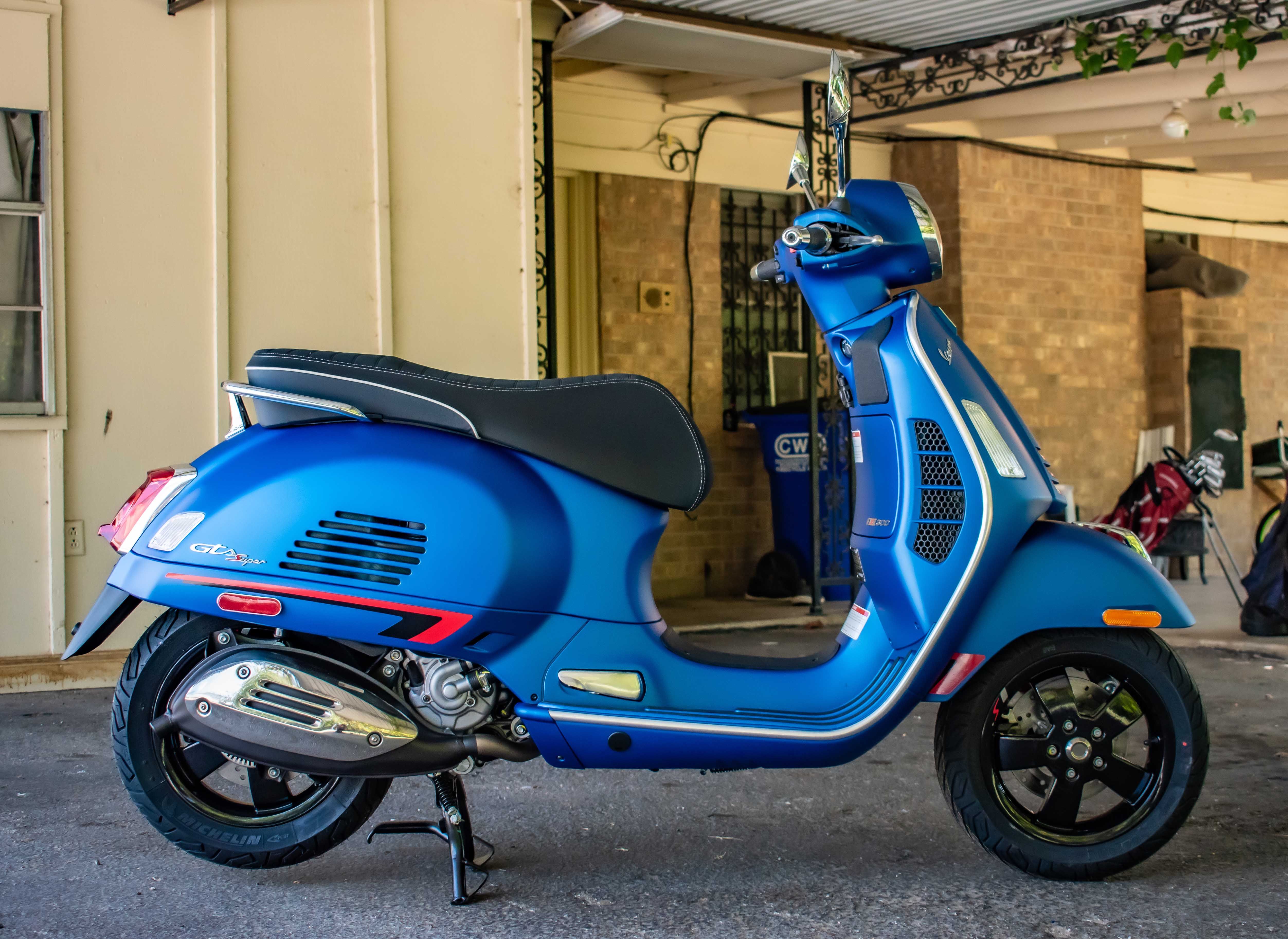 2020 Vespa GTS SuperSport 300 HPE