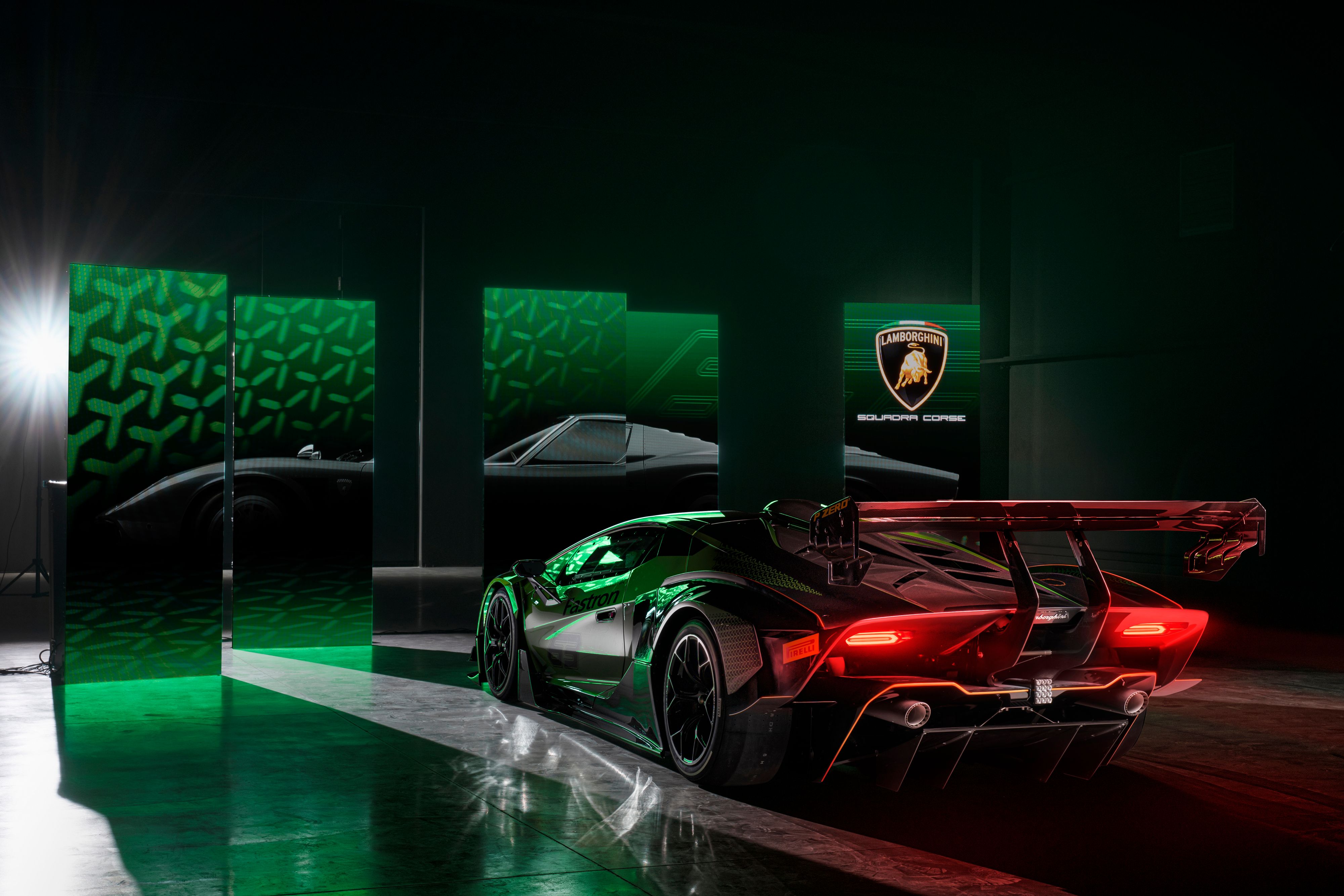 2021 Lamborghini Essenza SCV12