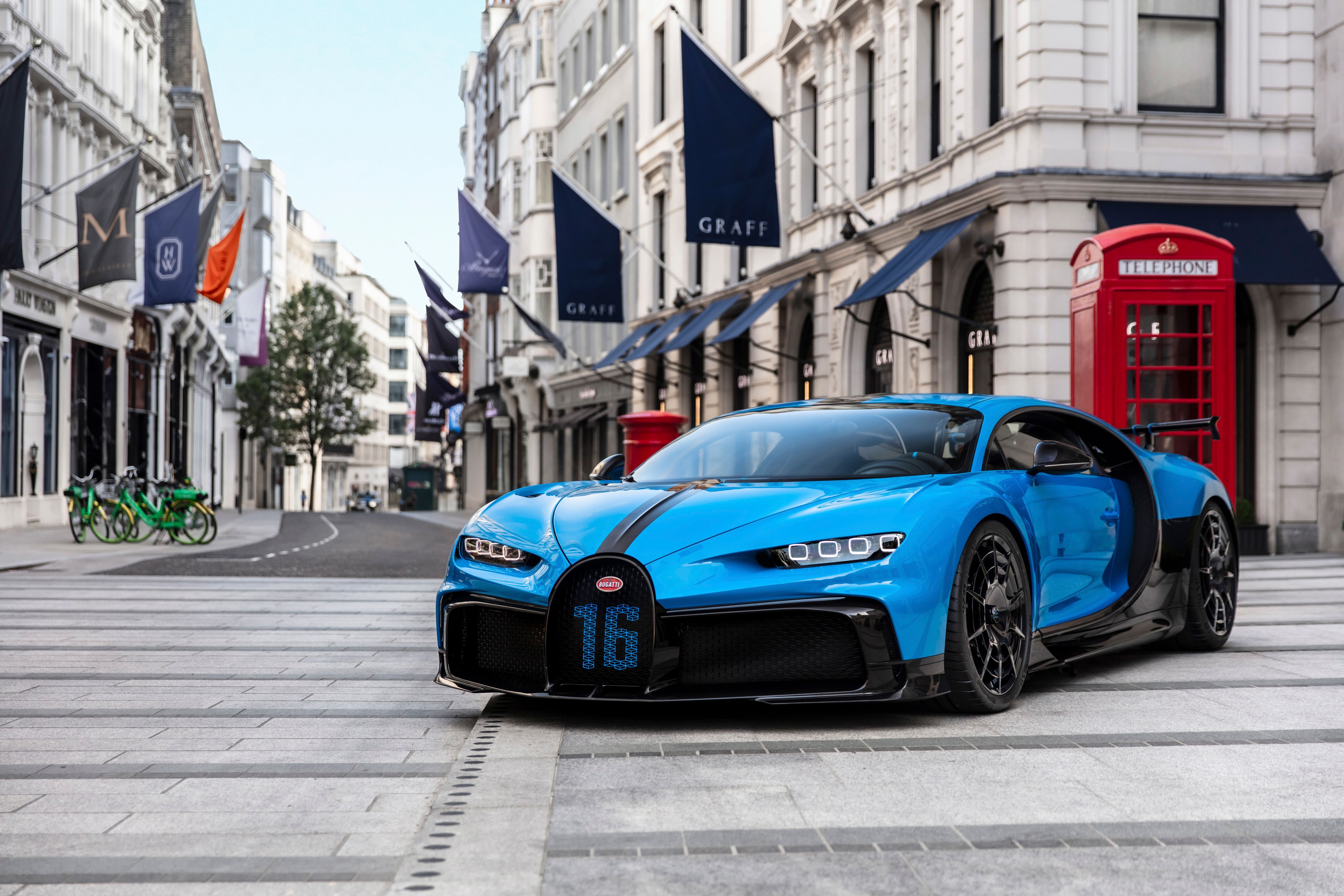 2020 Bugatti Chiron Pur Sport