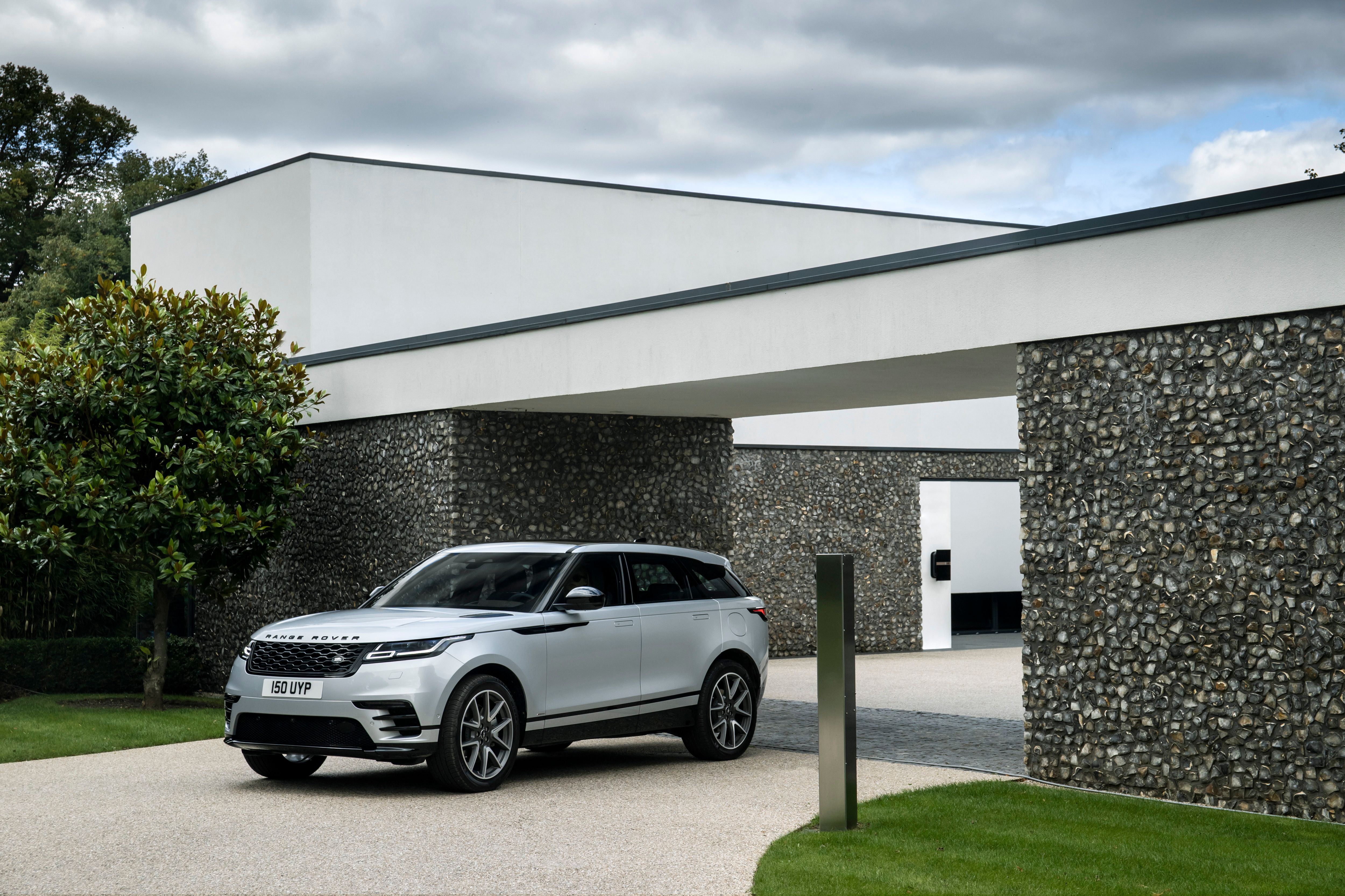 2021 Range Rover Velar Plug-In Hybrid