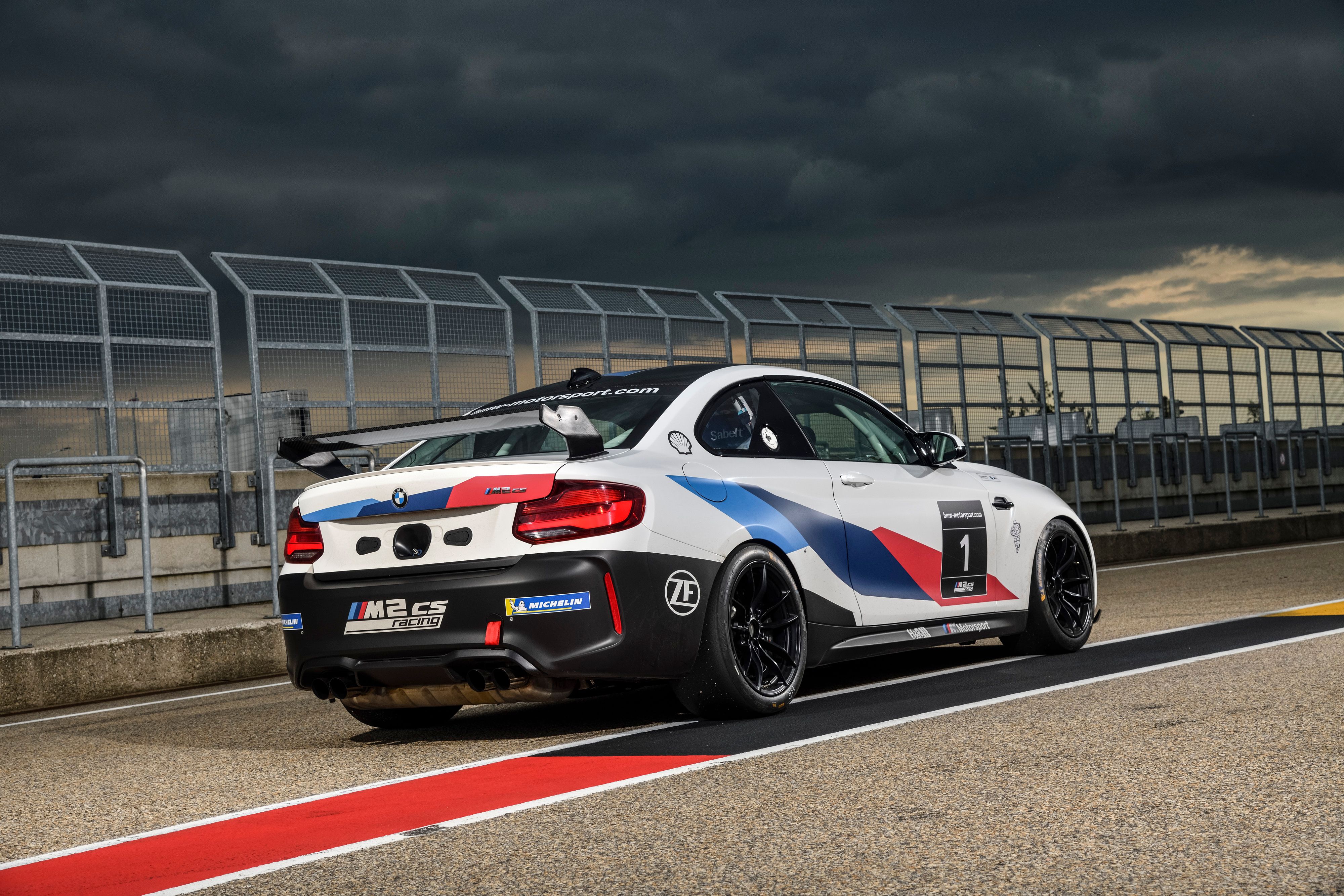 2021 BMW M2 CS Racing