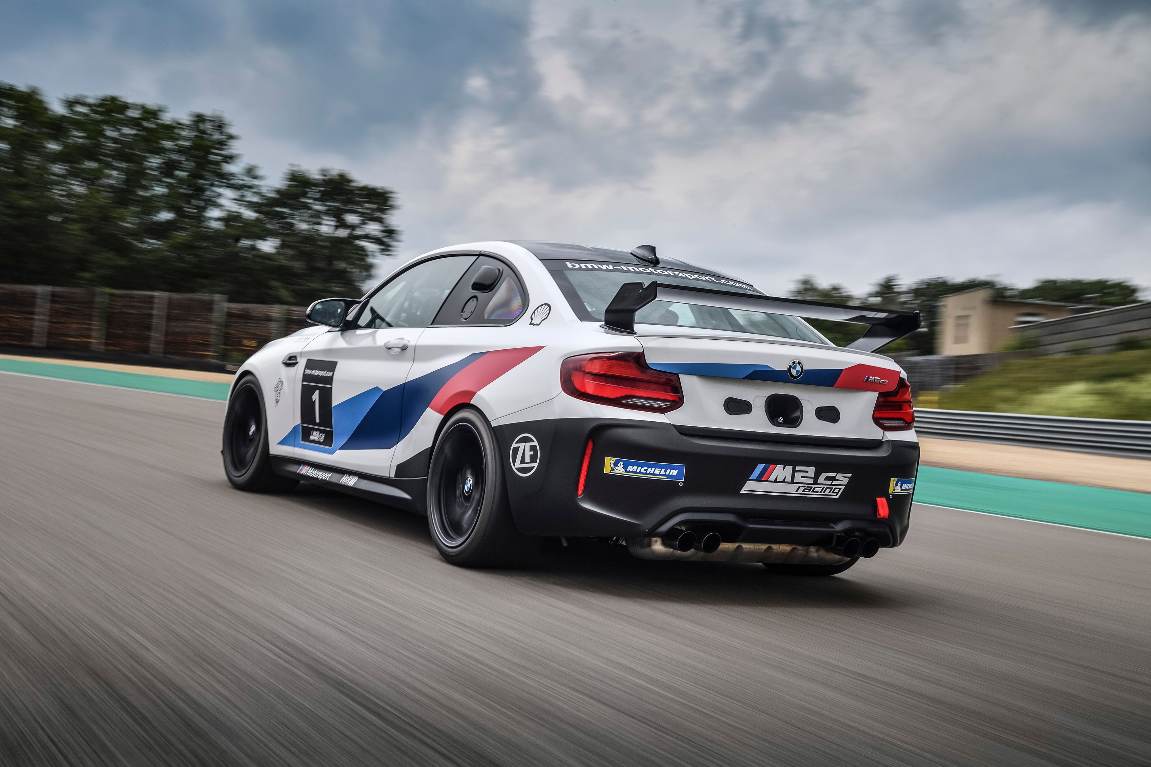 2021 BMW M2 CS Racing