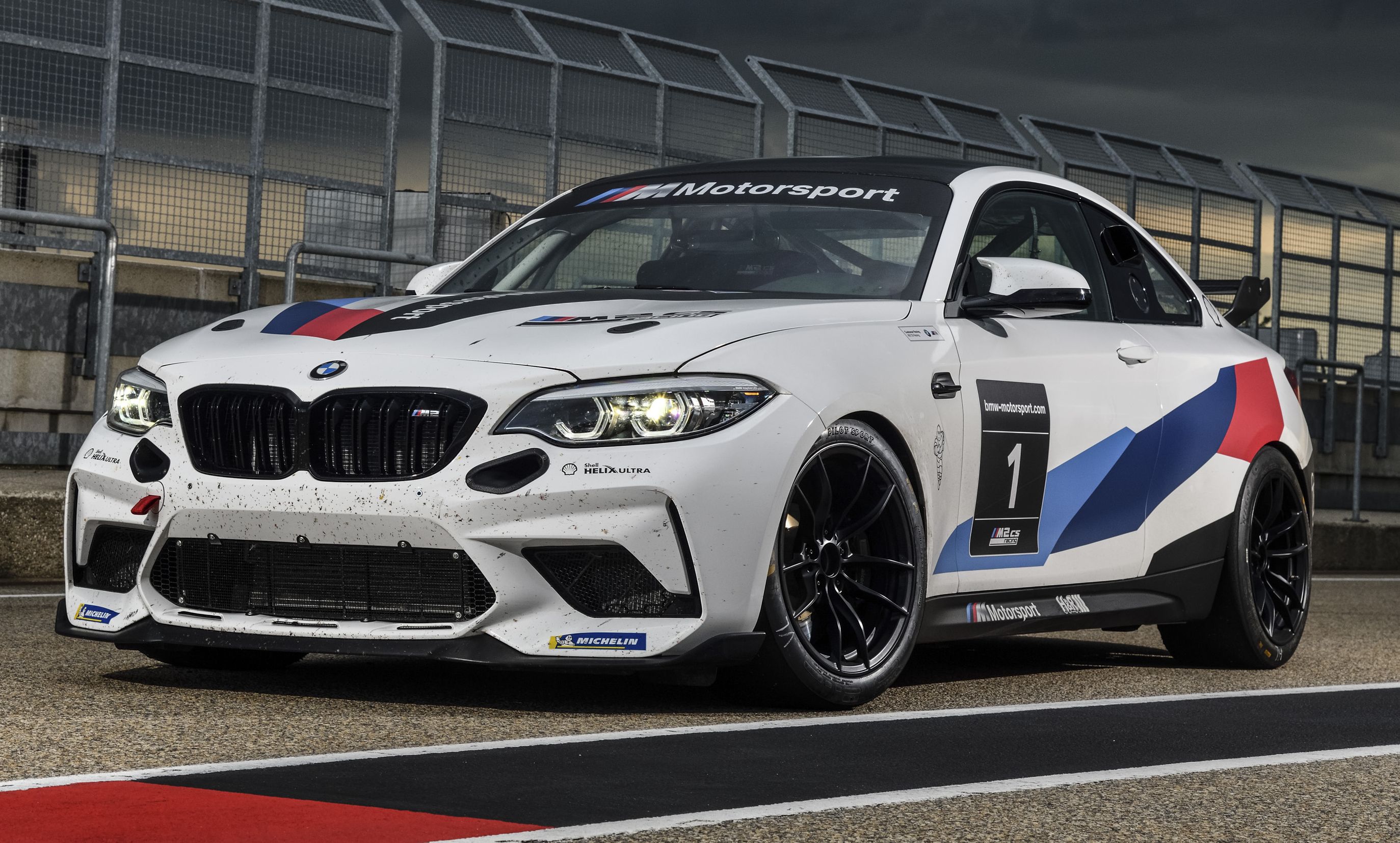 2021 BMW M2 CS Racing