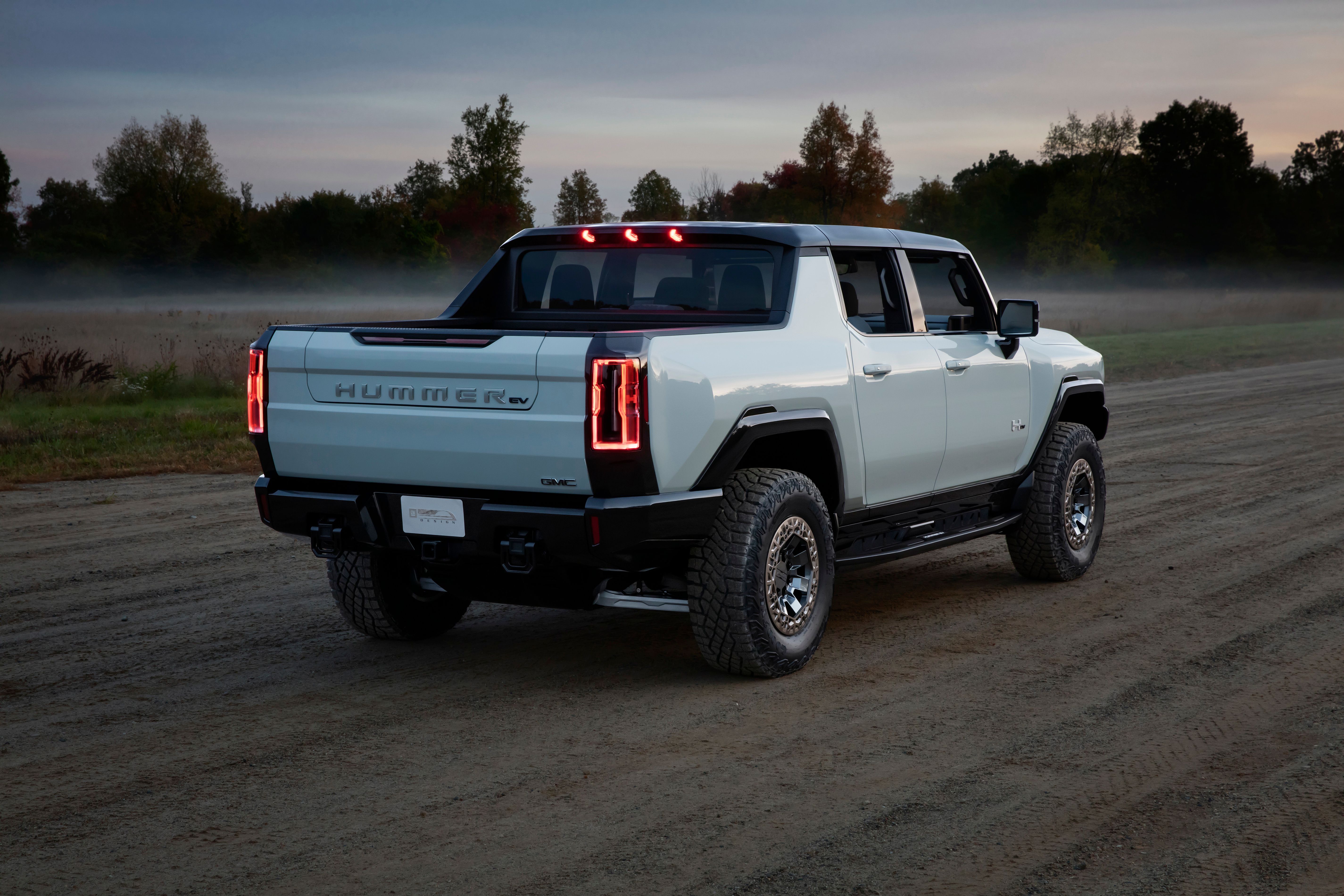 2022 GMC Hummer EV - Highlights and Photo Gallery