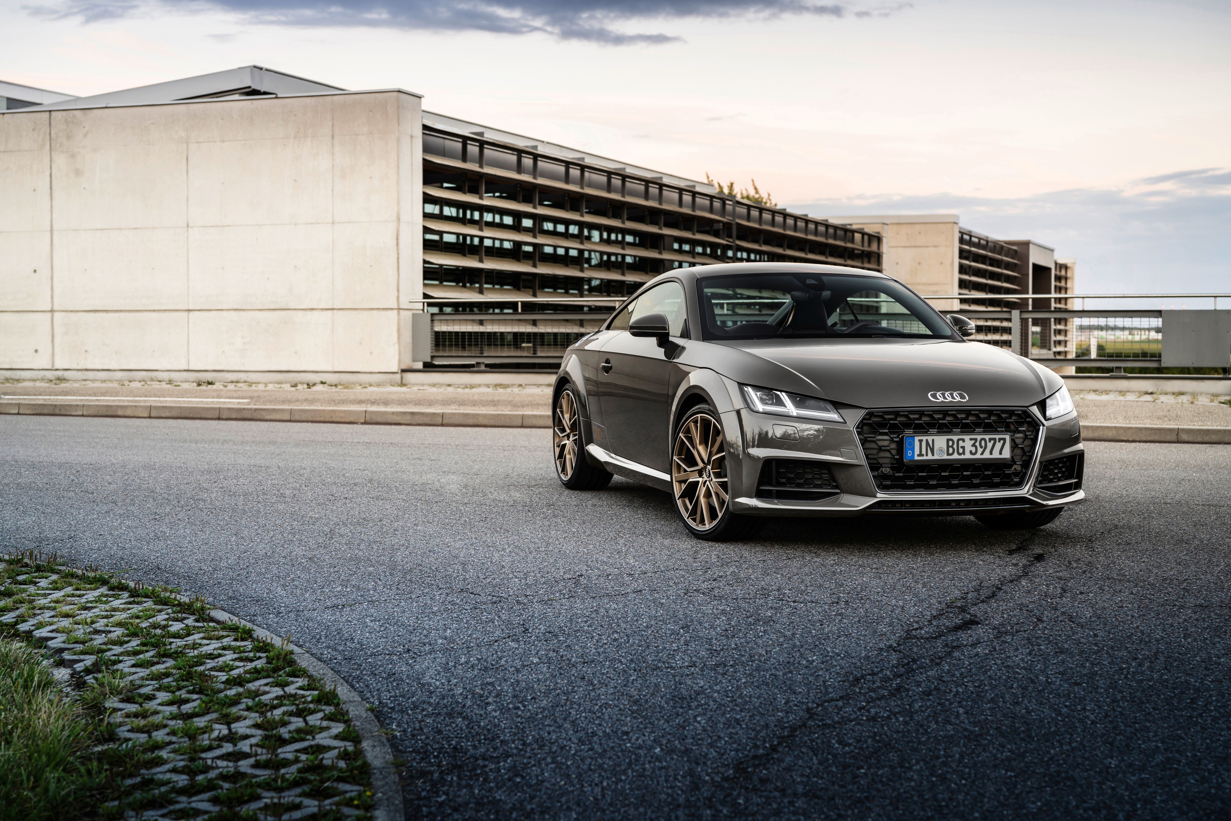 2021 Audi TT Coupé and Roadster bronze selection