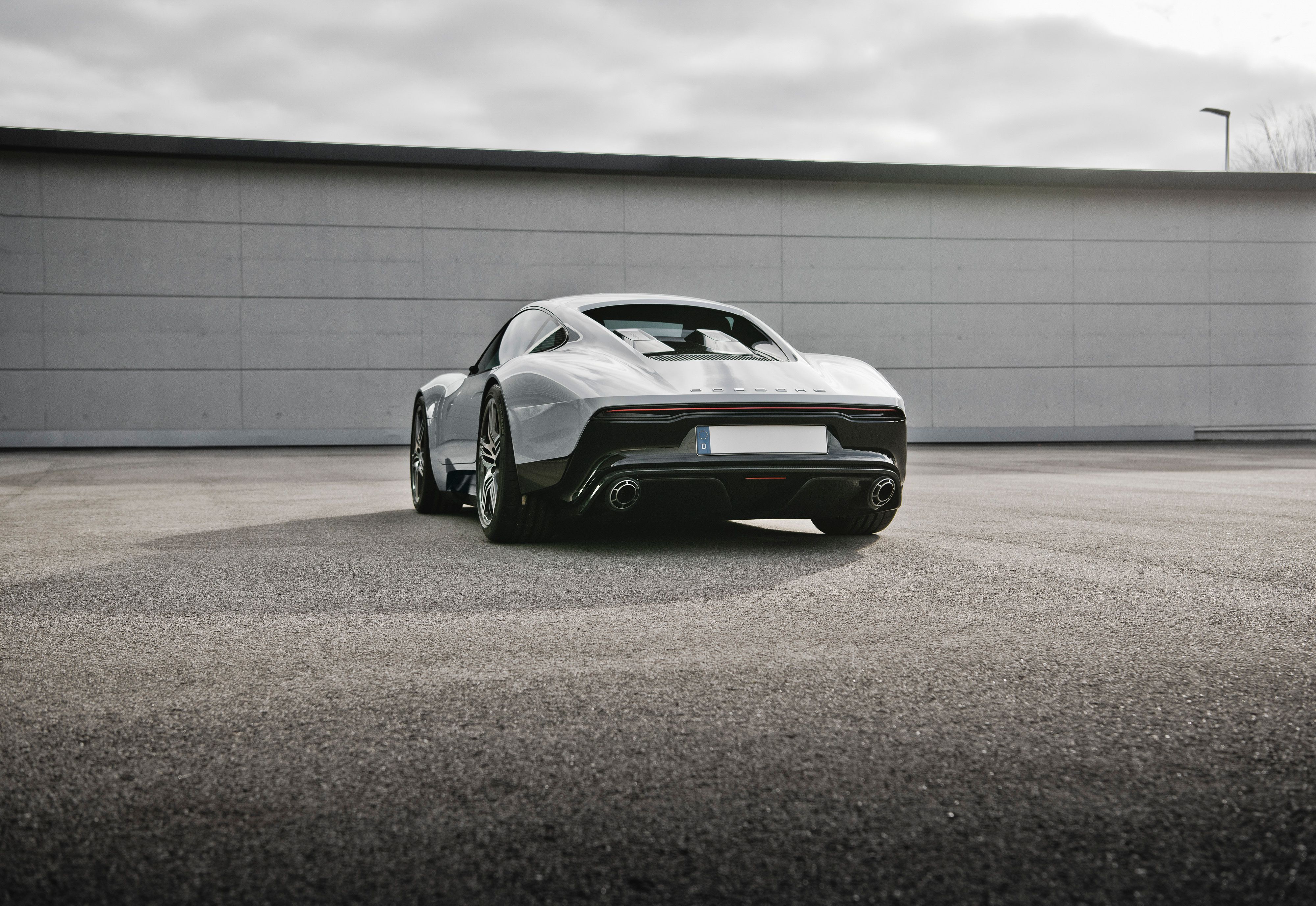 Porsche 904 Living Legend - The Ducati-Powered Track Car That