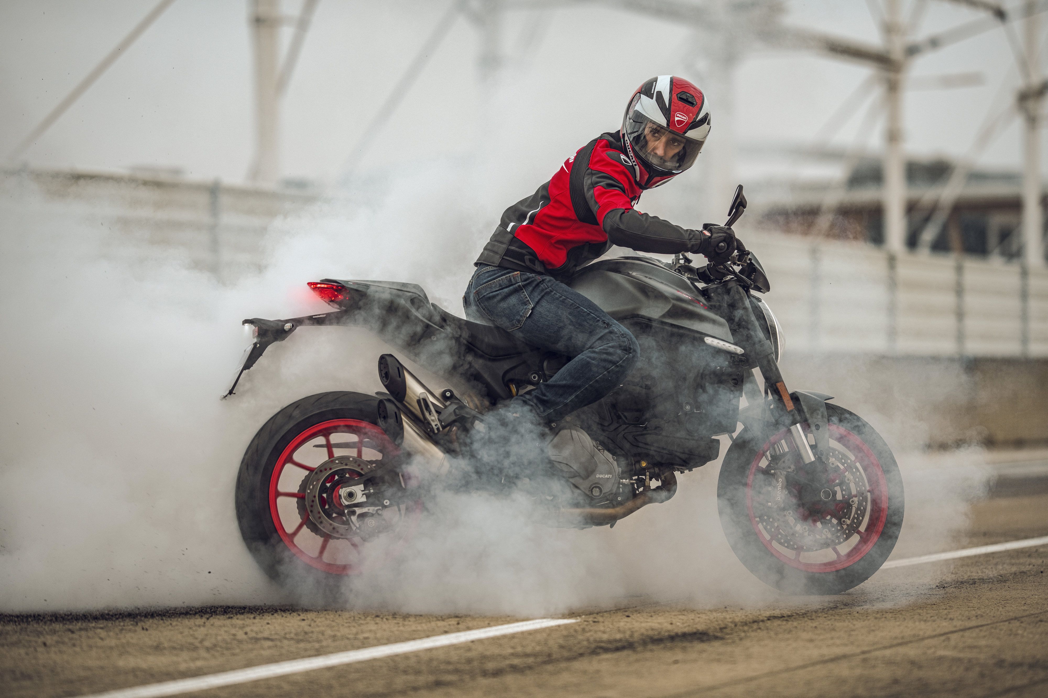 2021 - 2022 Ducati Monster