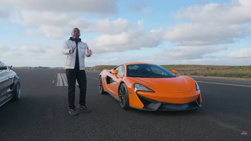 A Toyota MR2 Really Is On the Track With a McLaren And It's Not Out of ...
