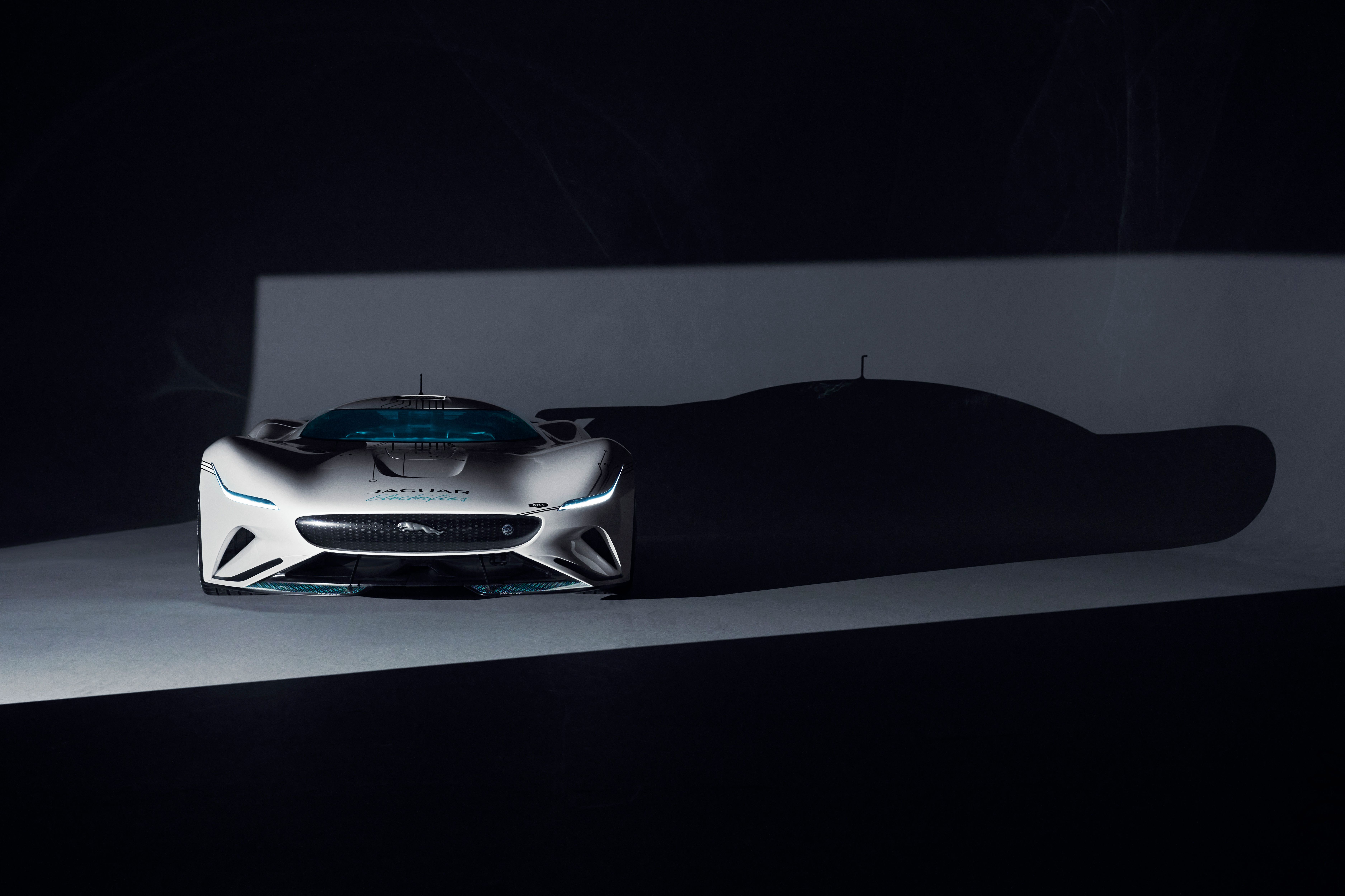 2020 Jaguar Vision Gran Turismo SV