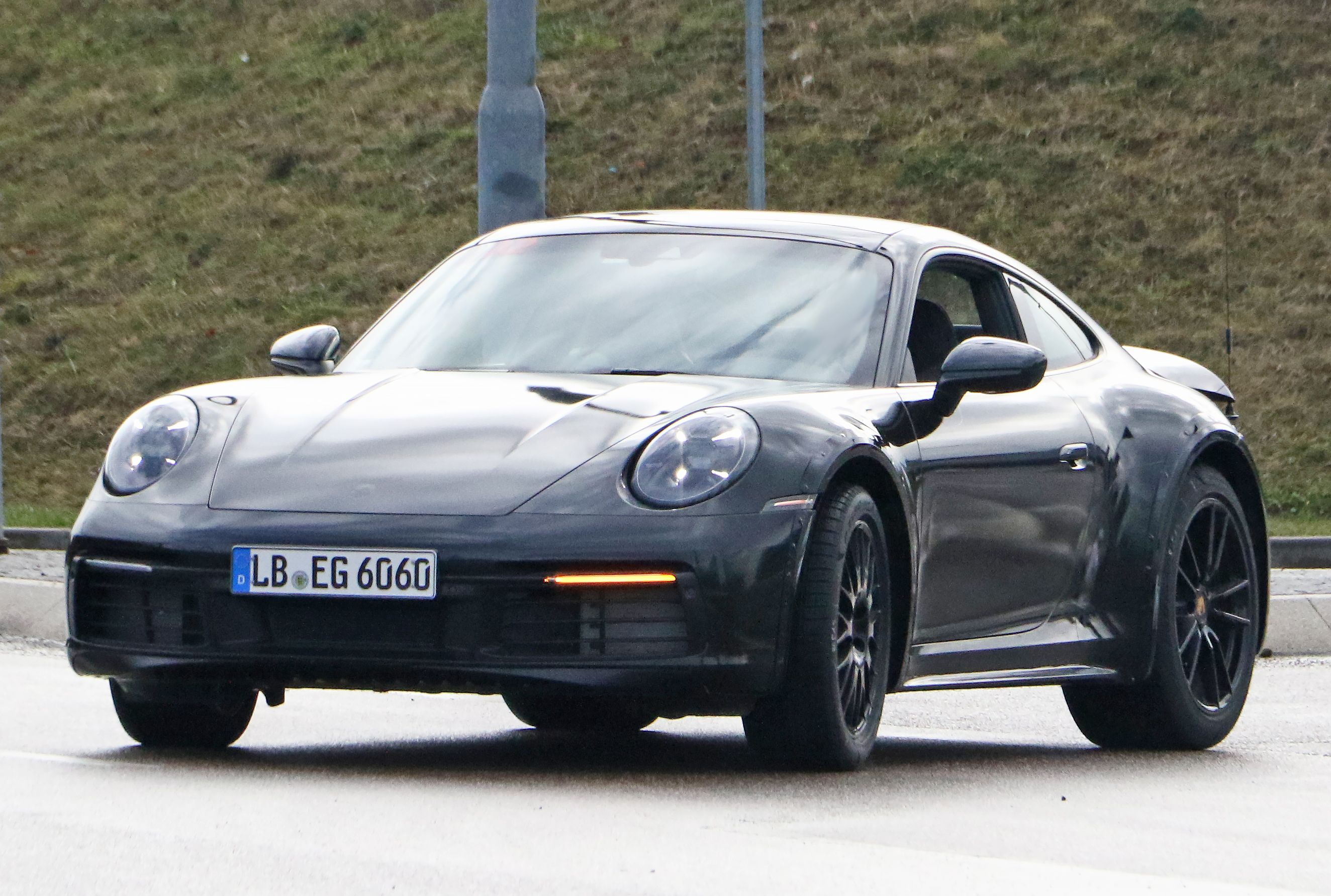 2021 It Looks Like Porsche Really Is Working On a New 911 Safari!