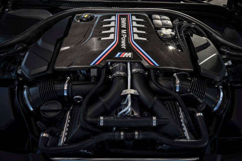 The BMW M5 CS Is Enriched With Carbon Fiber And It's As Fast As a Supercar