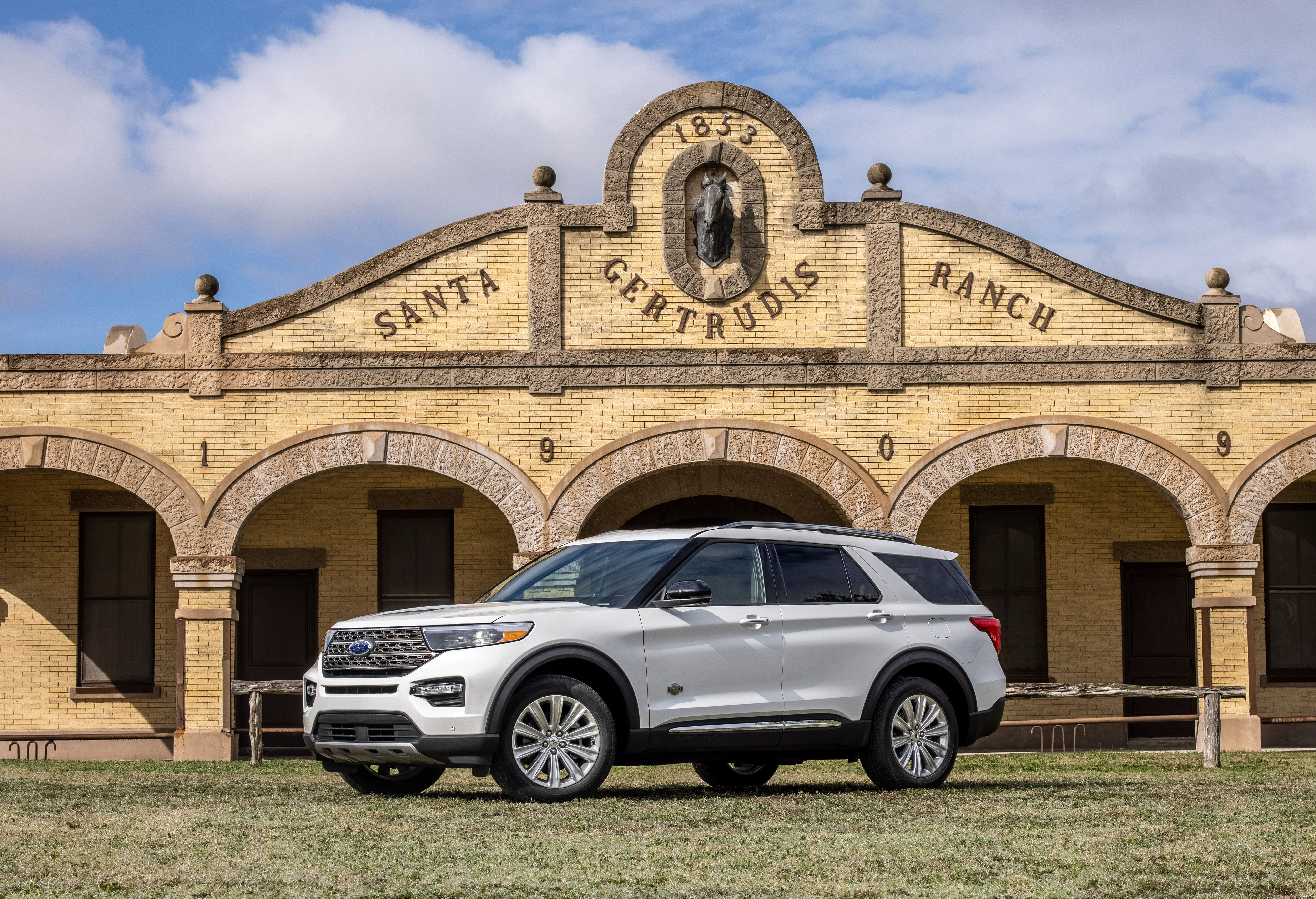 2021 Ford Explorer King Ranch Edition