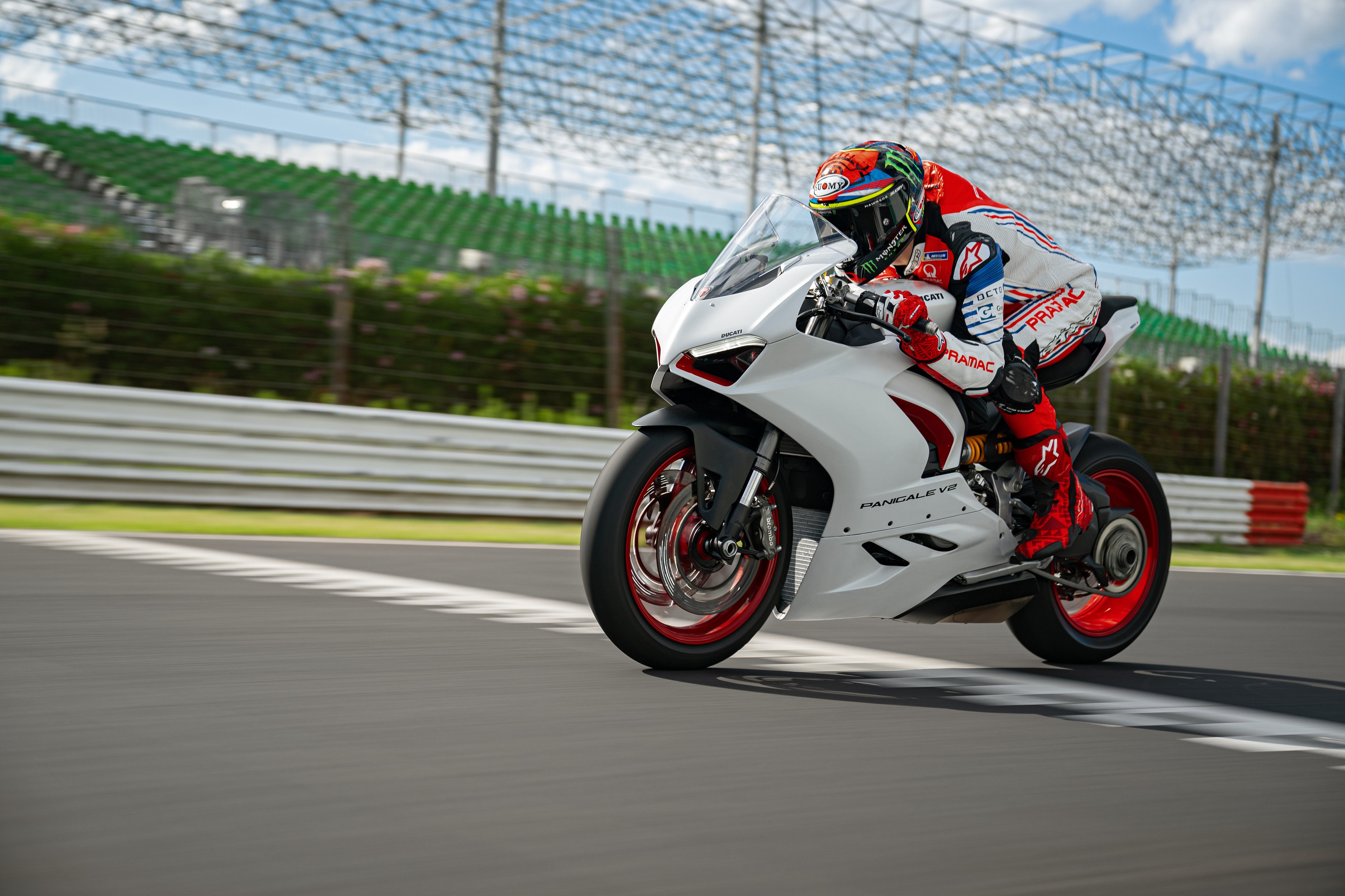 2021 ducati panigale on sale v2 price