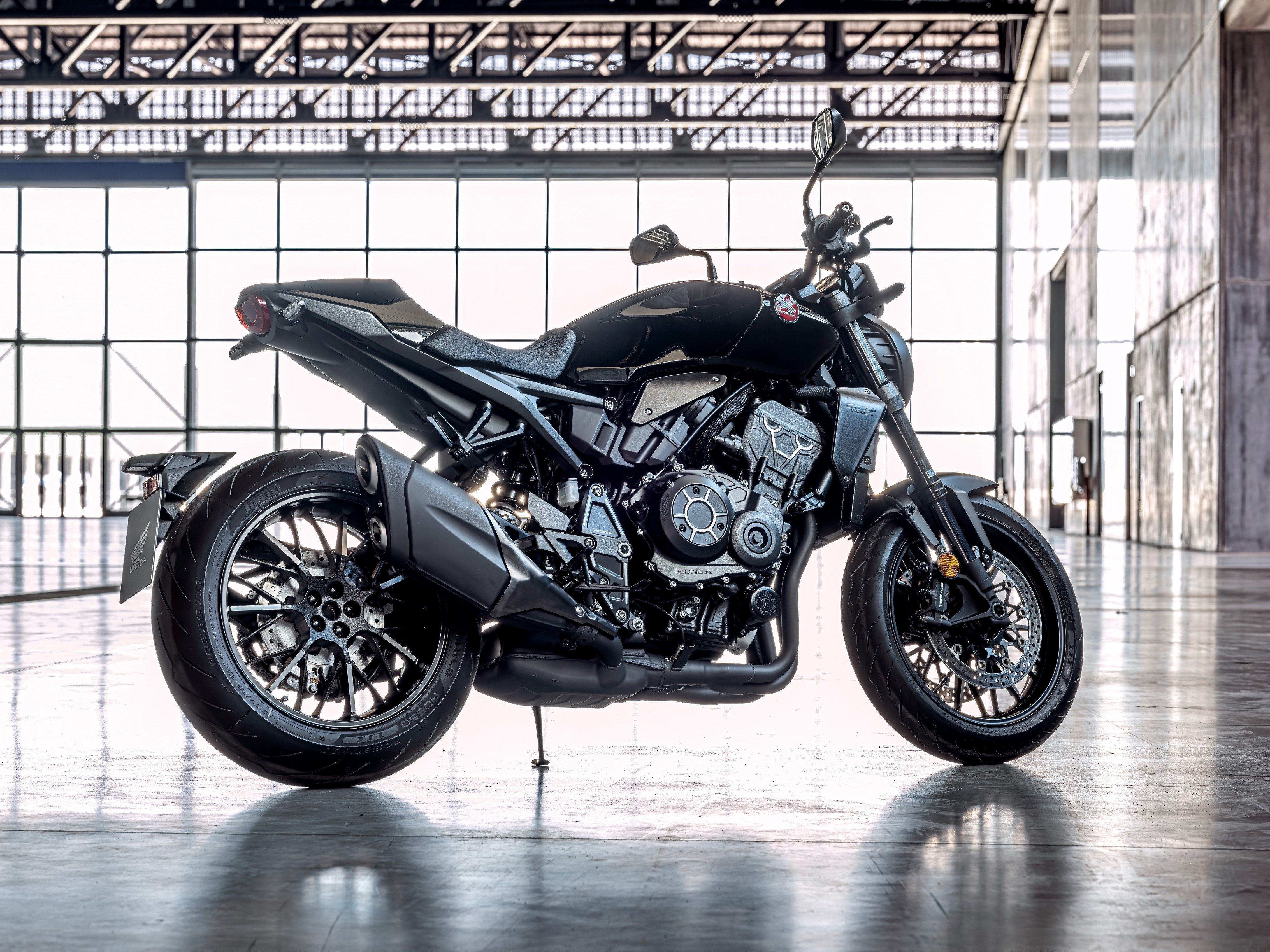 2021 - 2022 Honda CB1000R Black