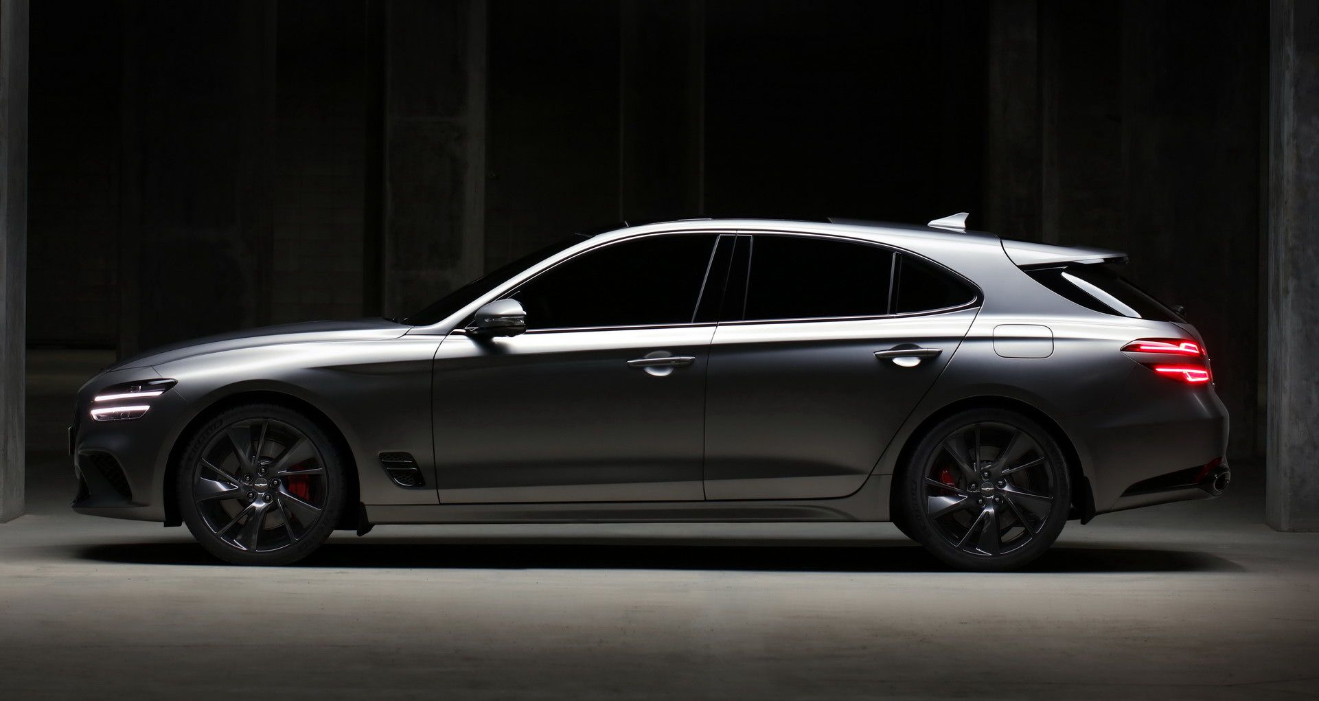 2022 Genesis G70 Shooting Brake