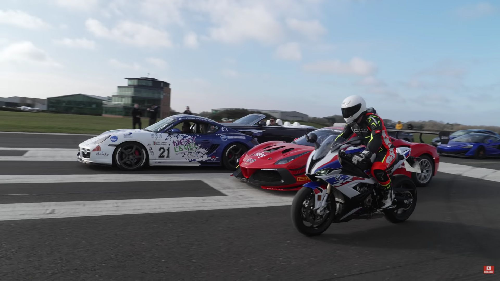 2022 Superbike vs. Supercar Drag Racing: Who Wins?