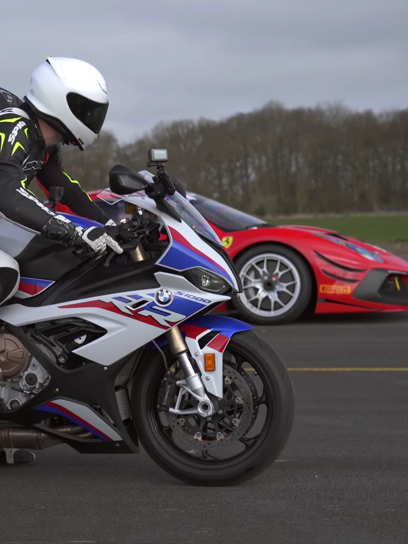 2021 Superbike vs. Supercar Drag Racing: Who Wins?