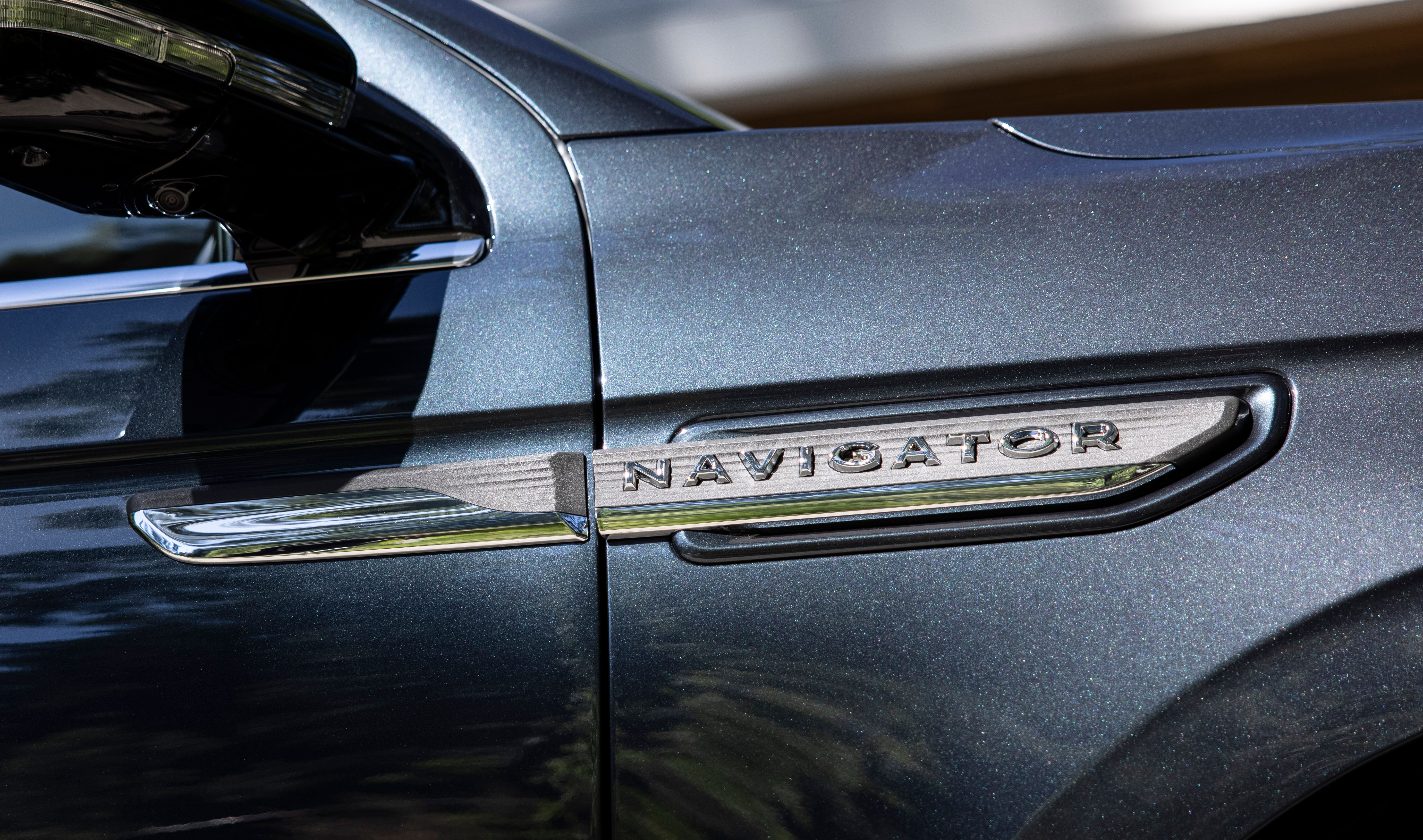 2022 Lincoln Navigator - An SUV That's Heavy On Tech Features And Luxury