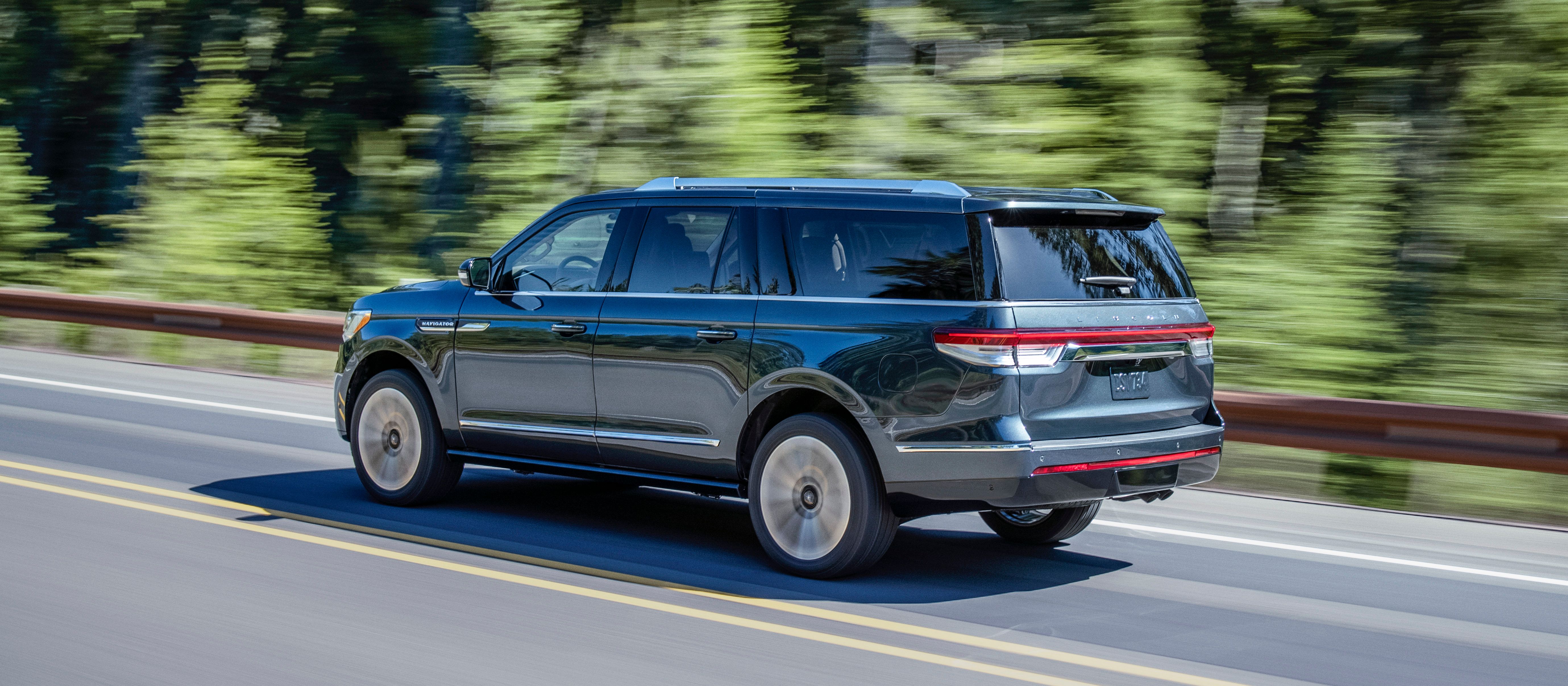 2022 Lincoln Navigator - An SUV That's Heavy On Tech Features And Luxury