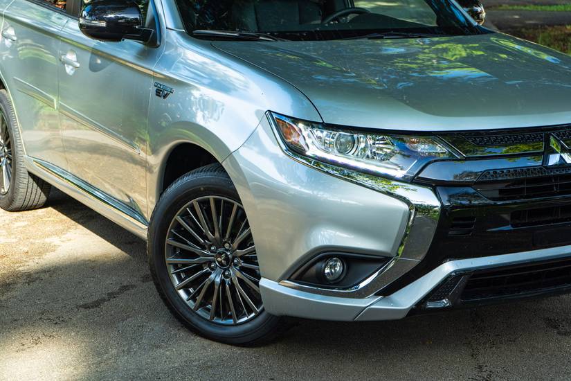 2021 Mitsubishi Outlander PHEV - Driven