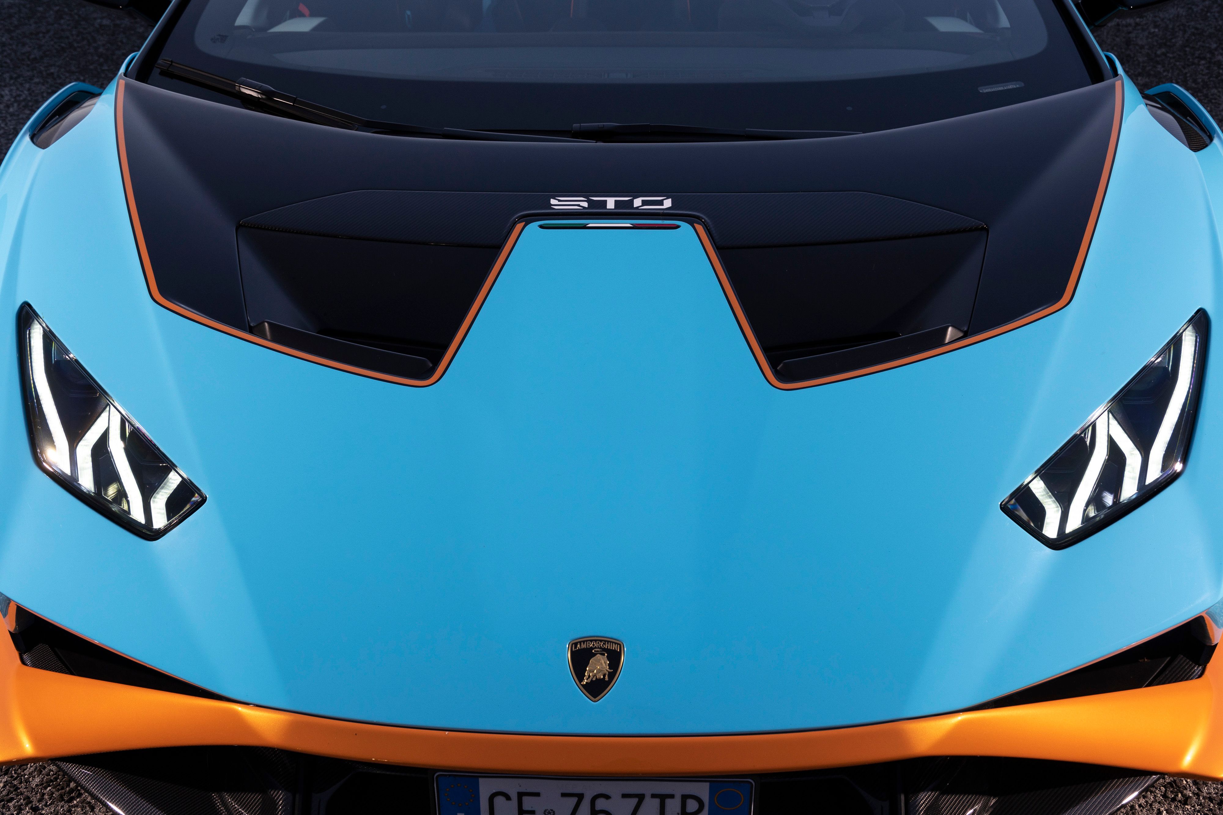 2021 Lamborghini Huracan STO