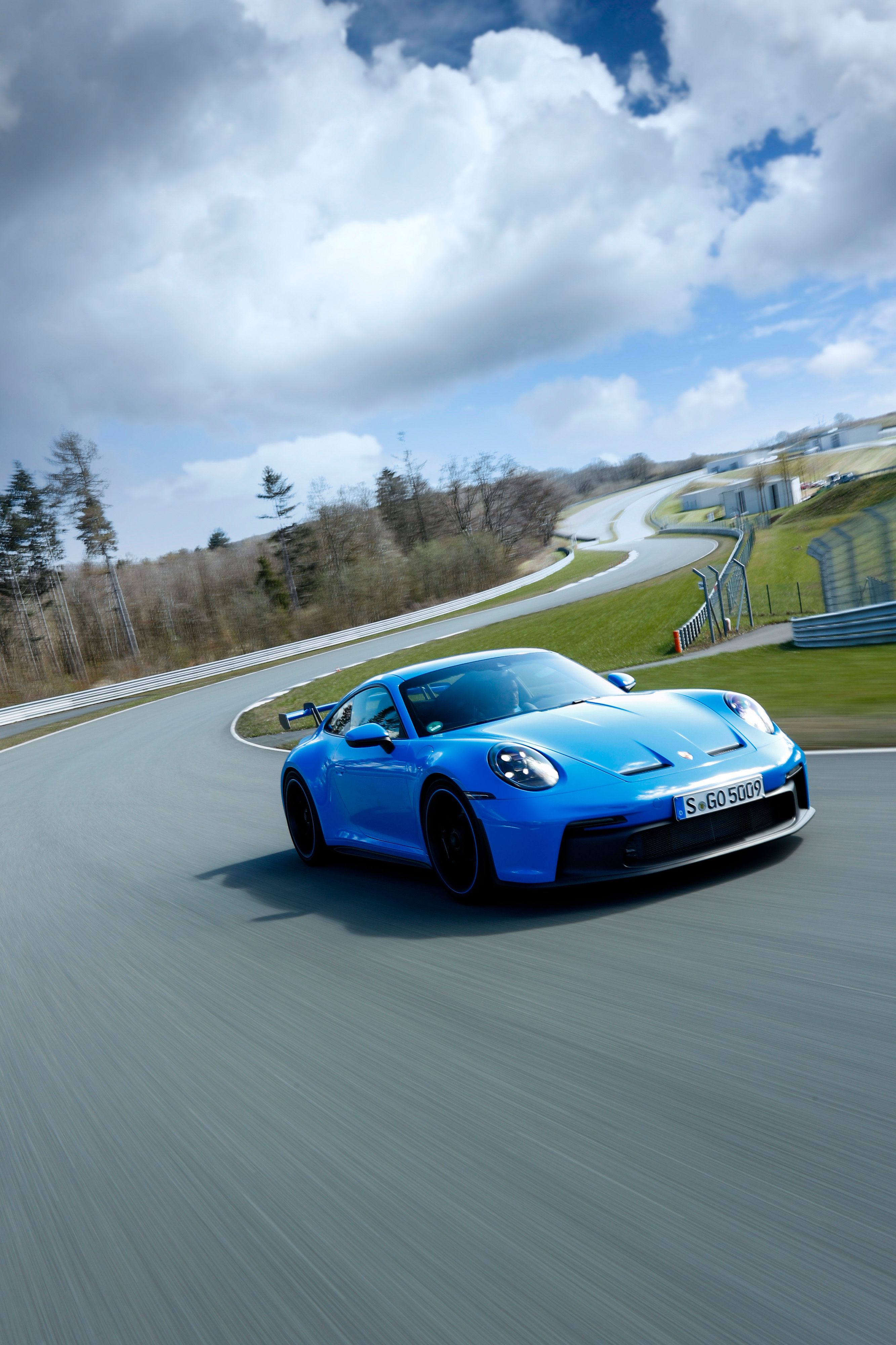 2023 Porsche 911 GT3 RS Performance, Price, and Photos