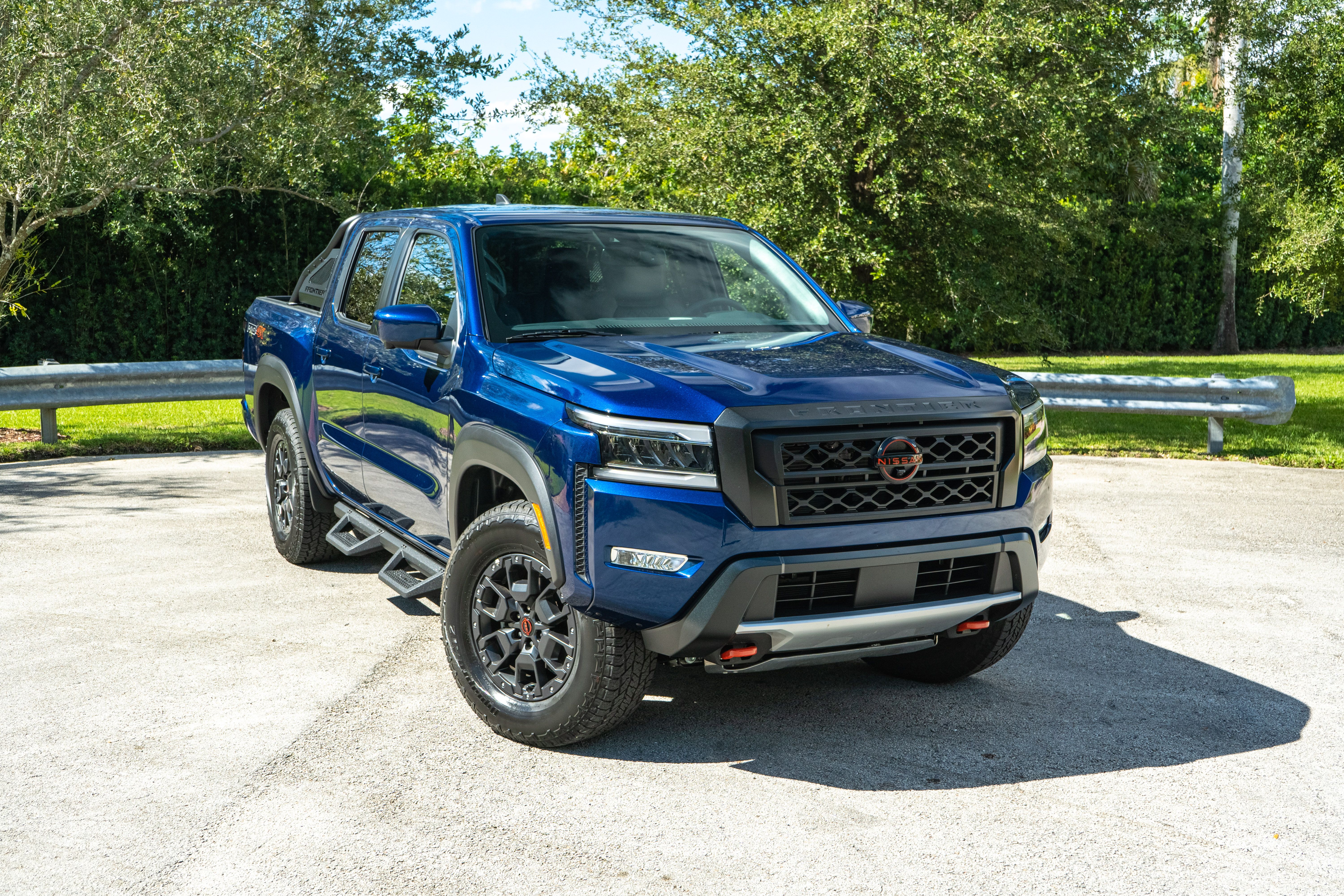 Blue Nissan Frontier